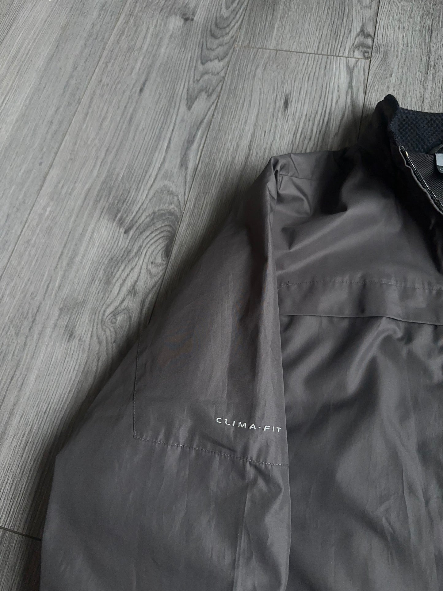 2001 Nike Clima Fit Zip Up (M)