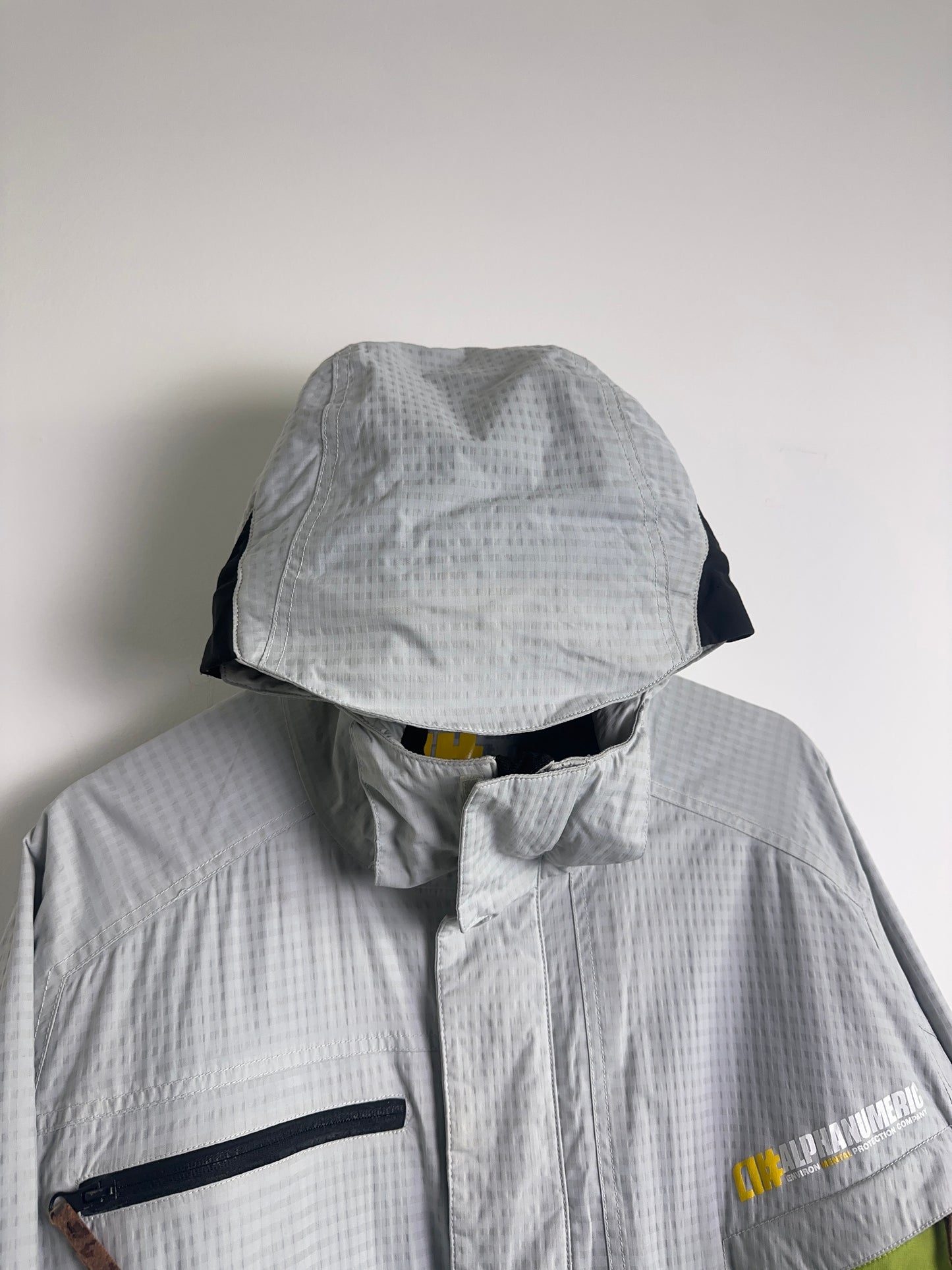 00’s Alphanumeric Snowboard Jacket (M)