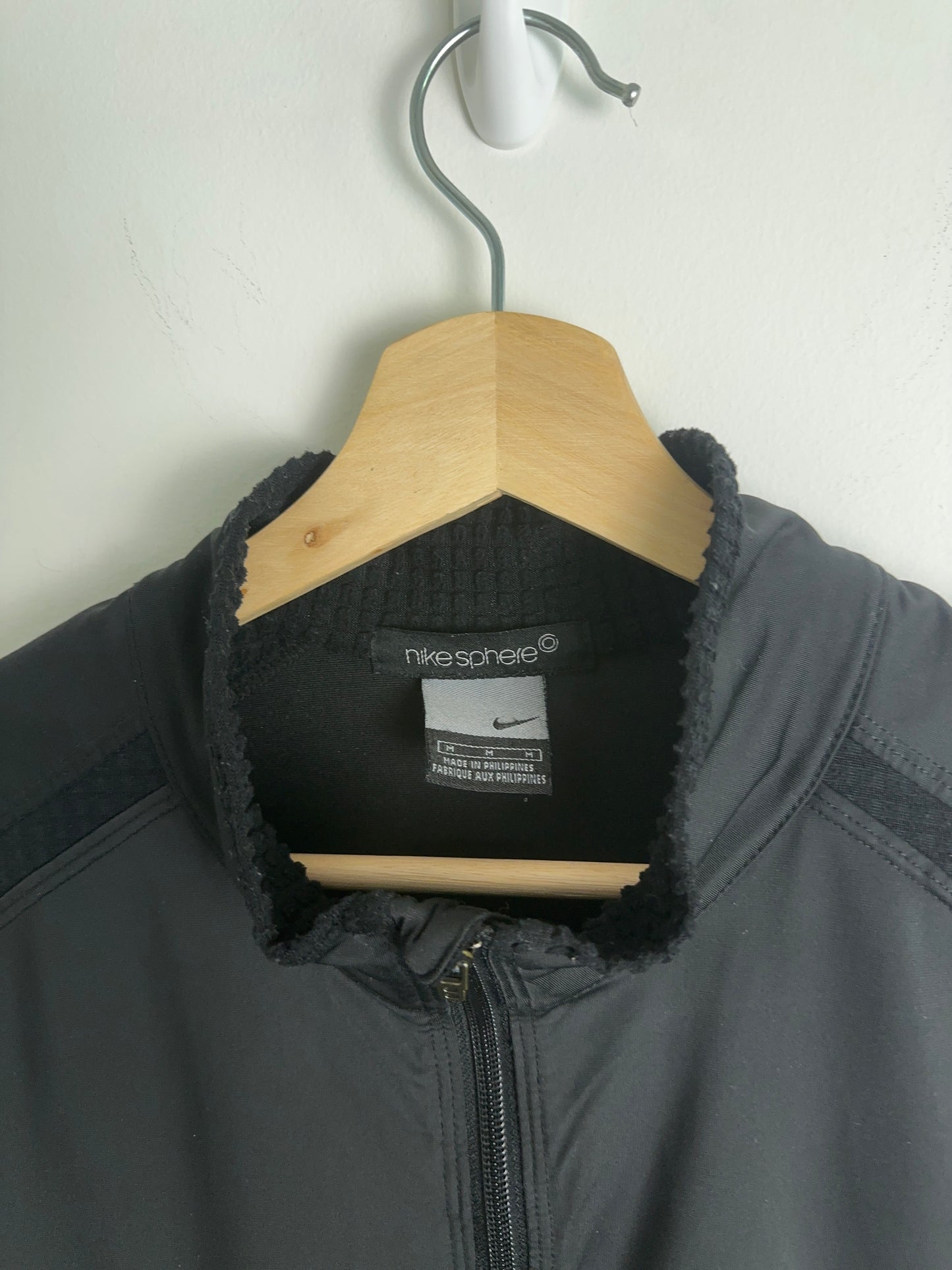 2000’s Nike Sphere Paneled Top (M)