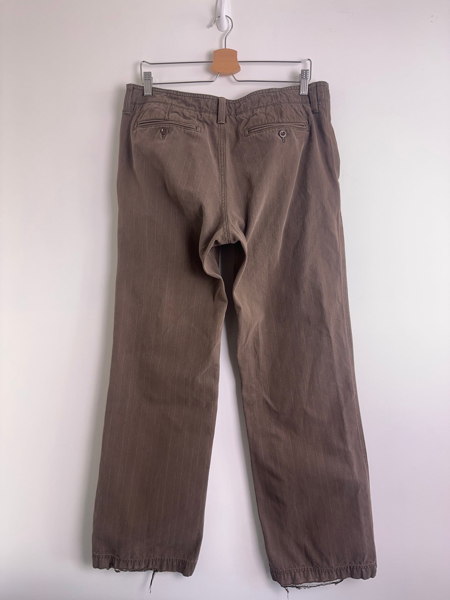 2005 GAP Pinstripe Loose Fit Pants (34)