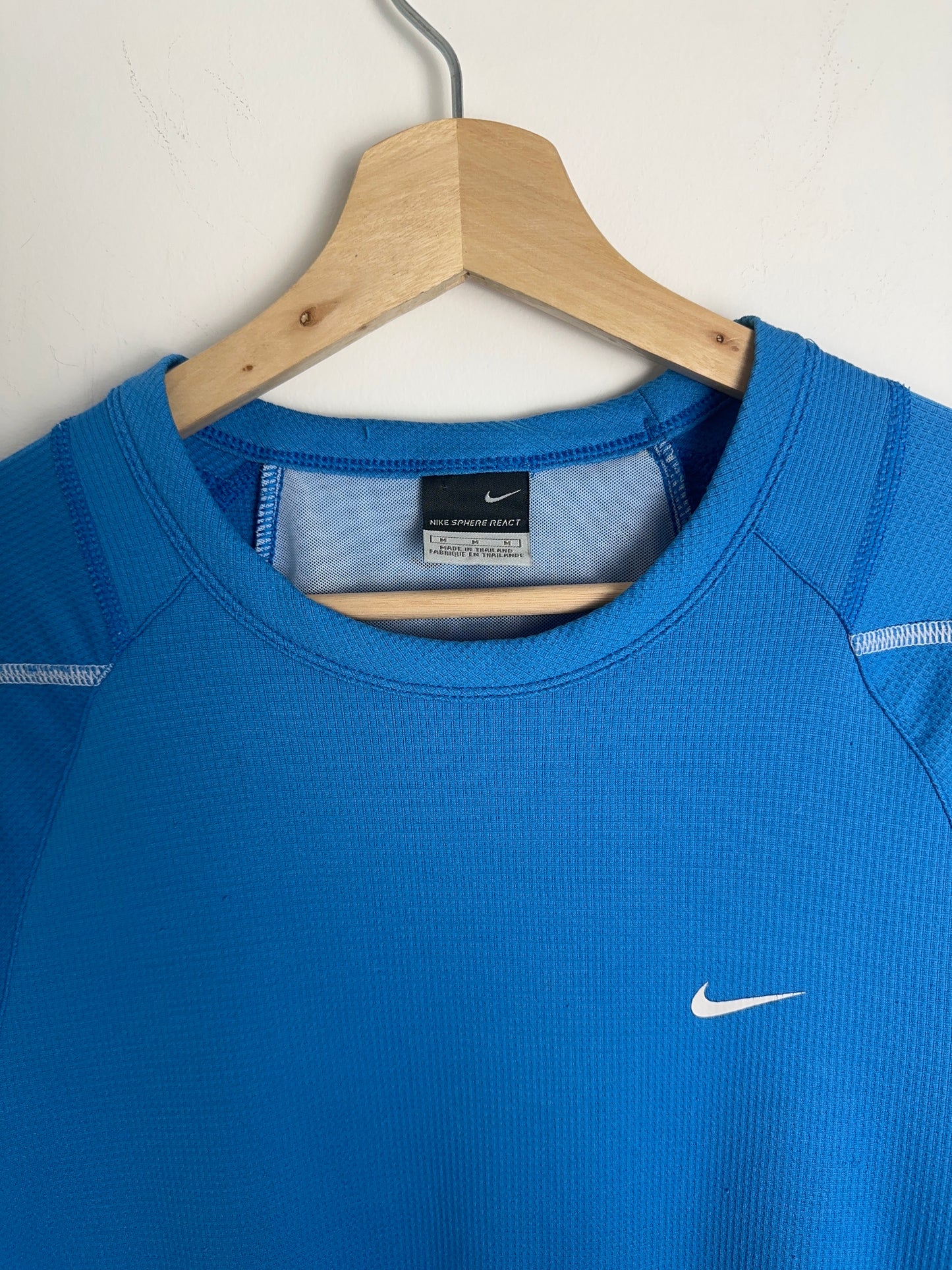 2006 Nike Sphere React Fish Scale Cooling Tee (M)