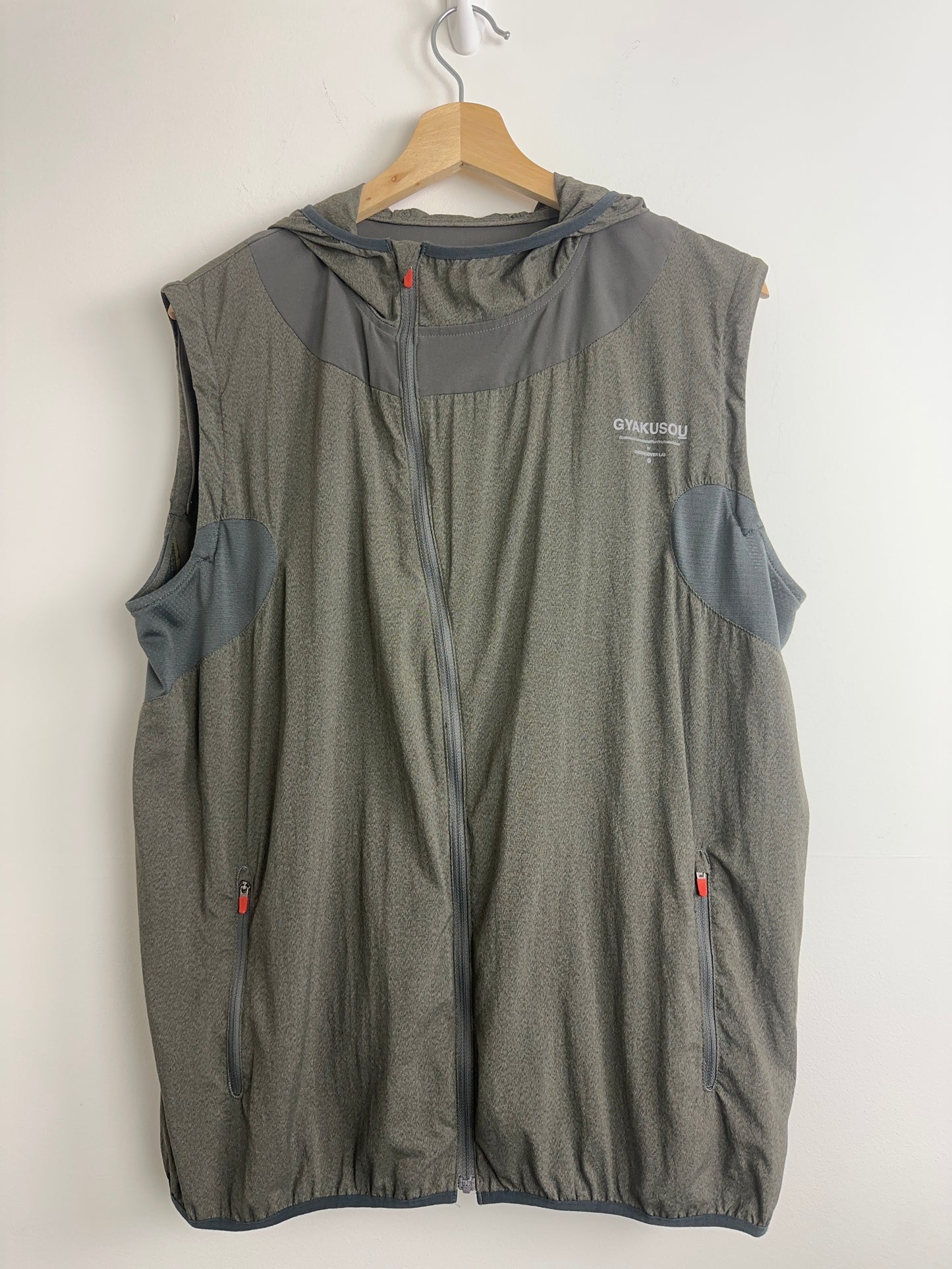 2012 Nike Gyakusou Convertible Running Hoodie (XL)
