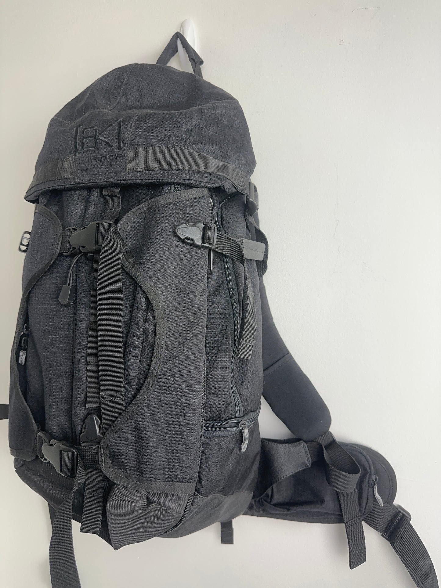 Burton AK x Headporter Plus 40L Pack