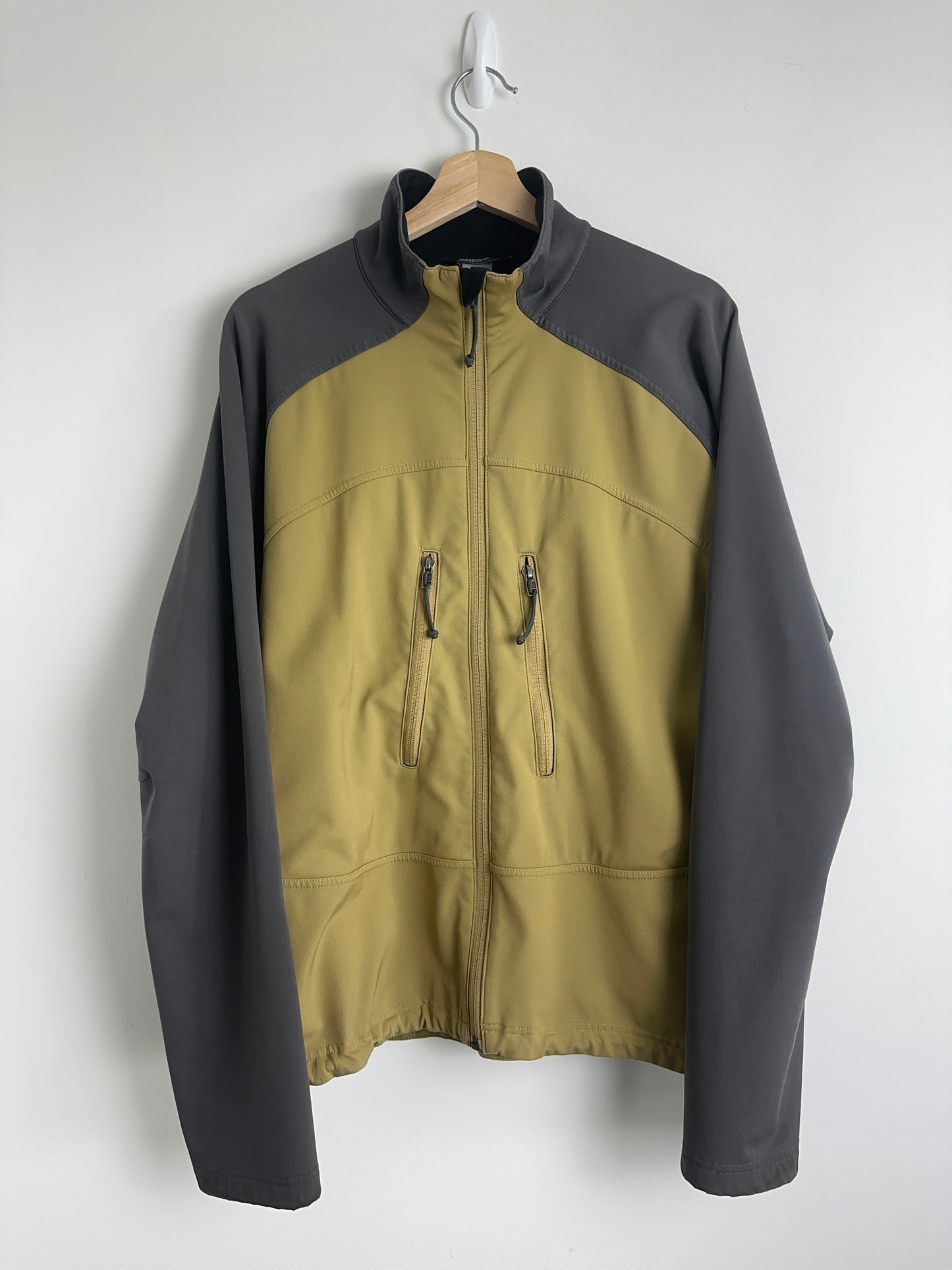 Vintage MEC Softshell (M)