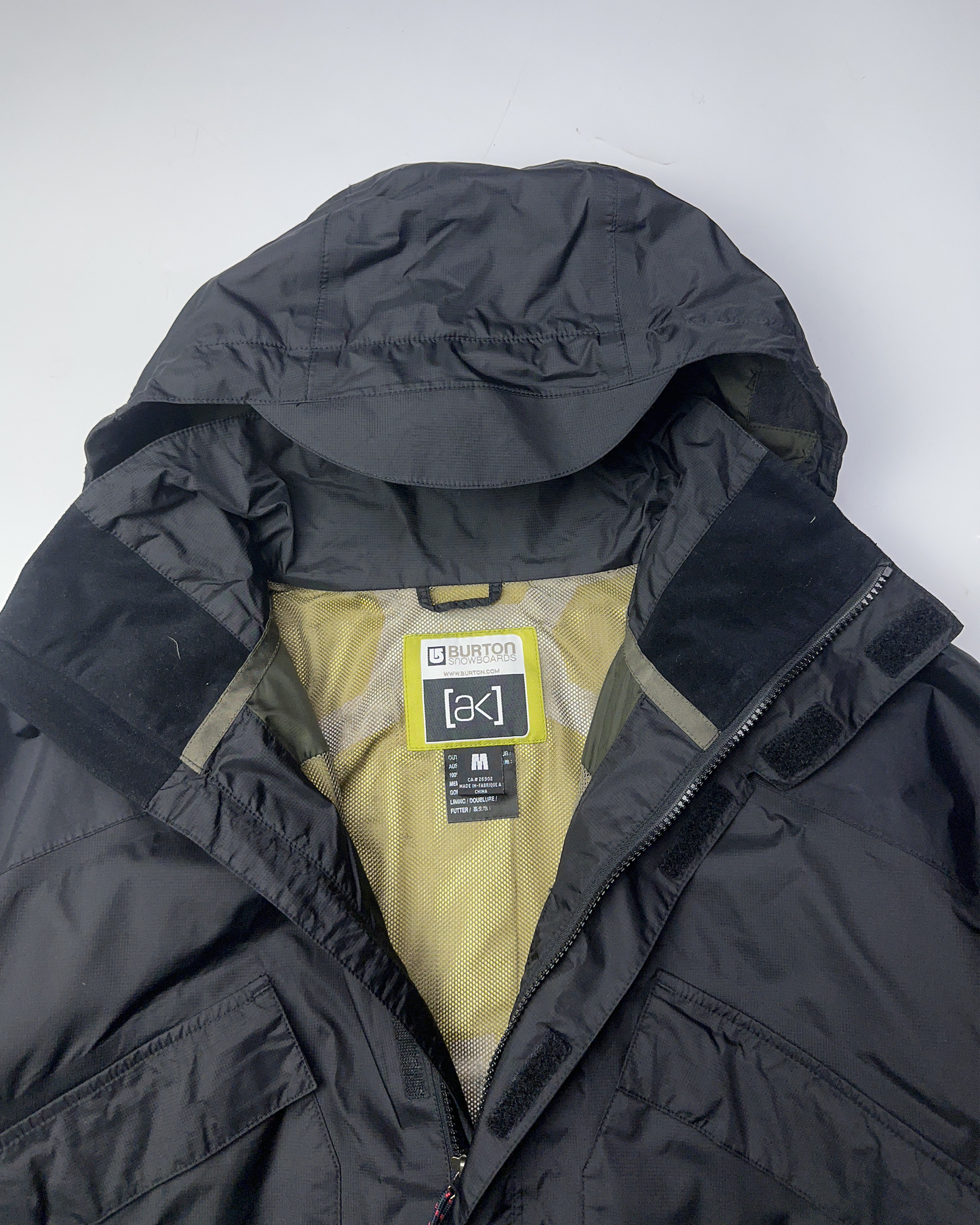 00's Burton AK Goretex Shell (M)