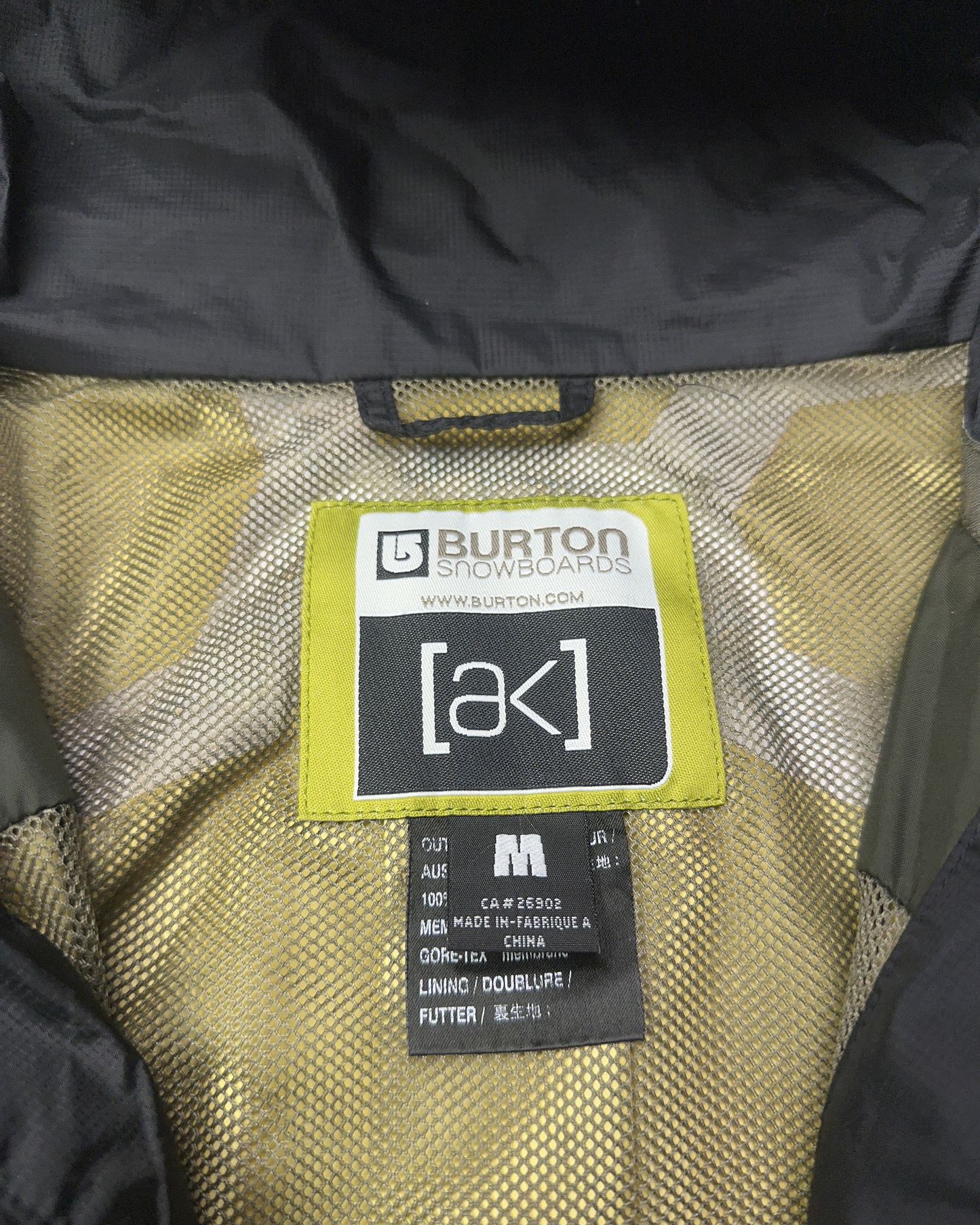 00's Burton AK Goretex Shell (M)