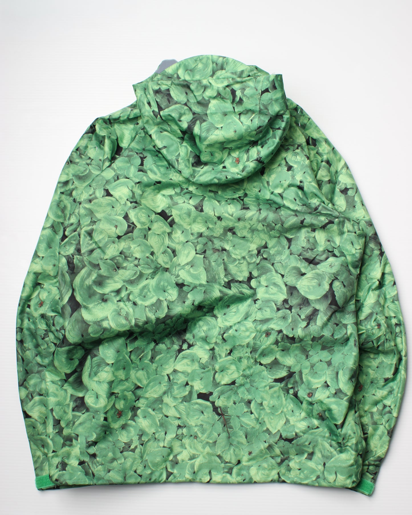 08-09’ Burton iDiom False Lily 2.5L Jacket NWT (M)