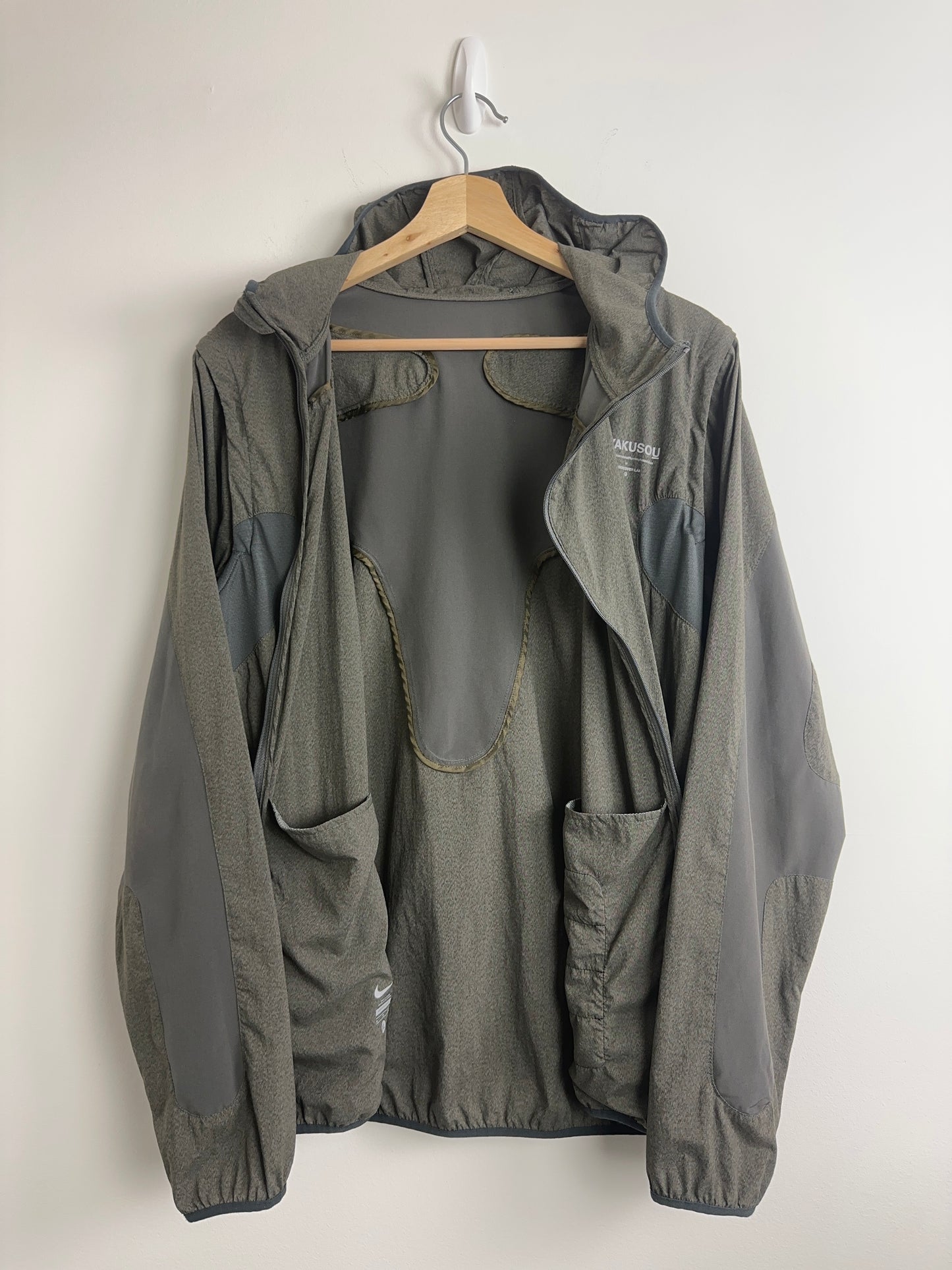 2012 Nike Gyakusou Convertible Running Hoodie (XL)