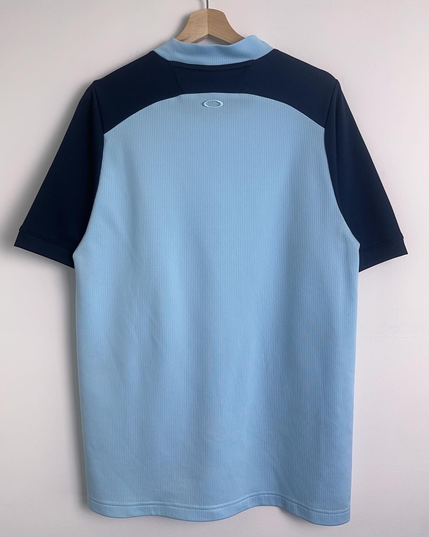 2007 Oakley 2-Tone Tee (M)