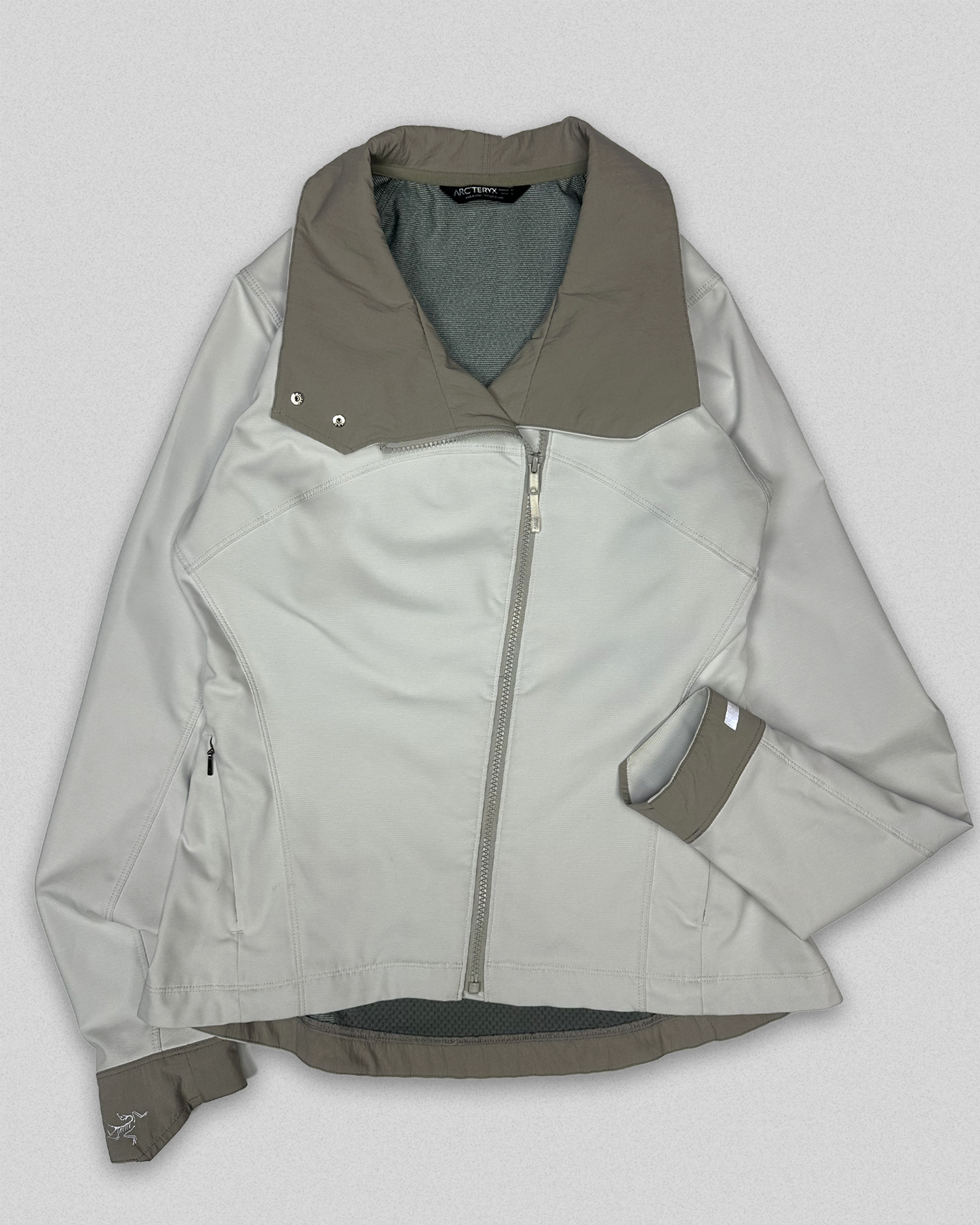 14' Arc'teryx A2B Commuter Jacket (M)