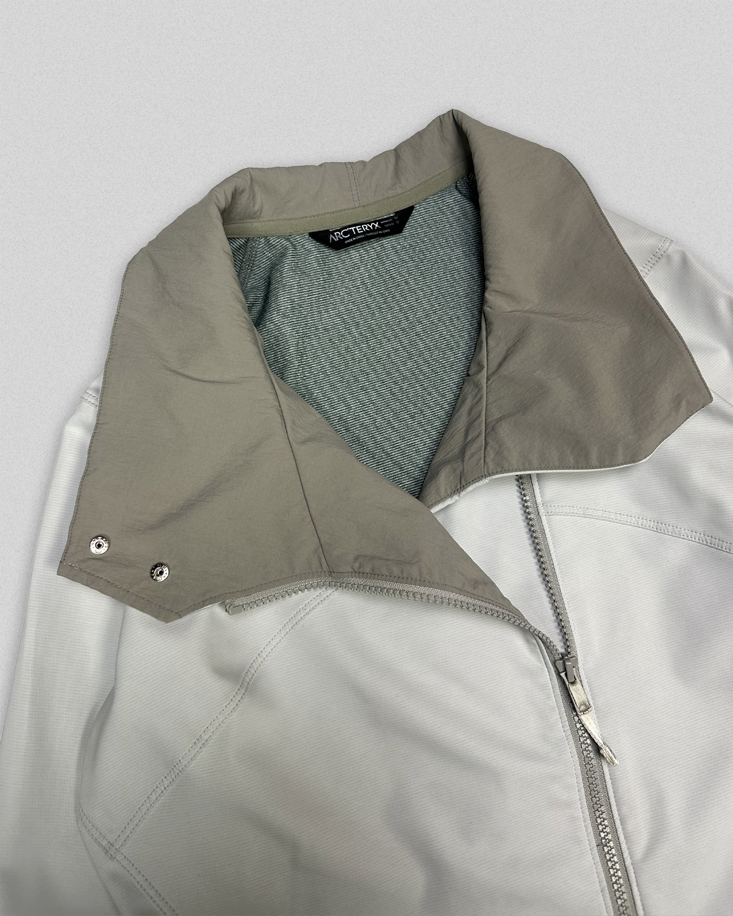 14' Arc'teryx A2B Commuter Jacket (M)