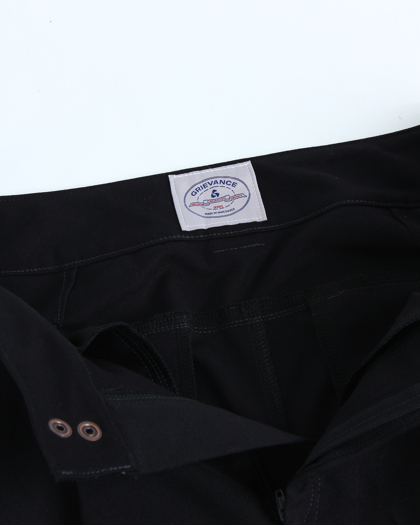 Pleatilated Shorts (Black)