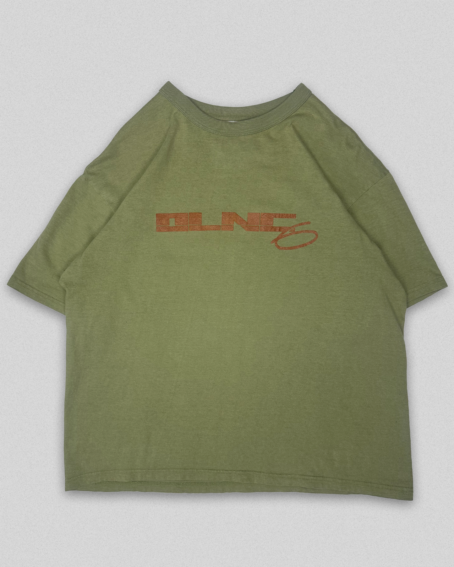 00's Balance Wear Design Graphic Tee (L)