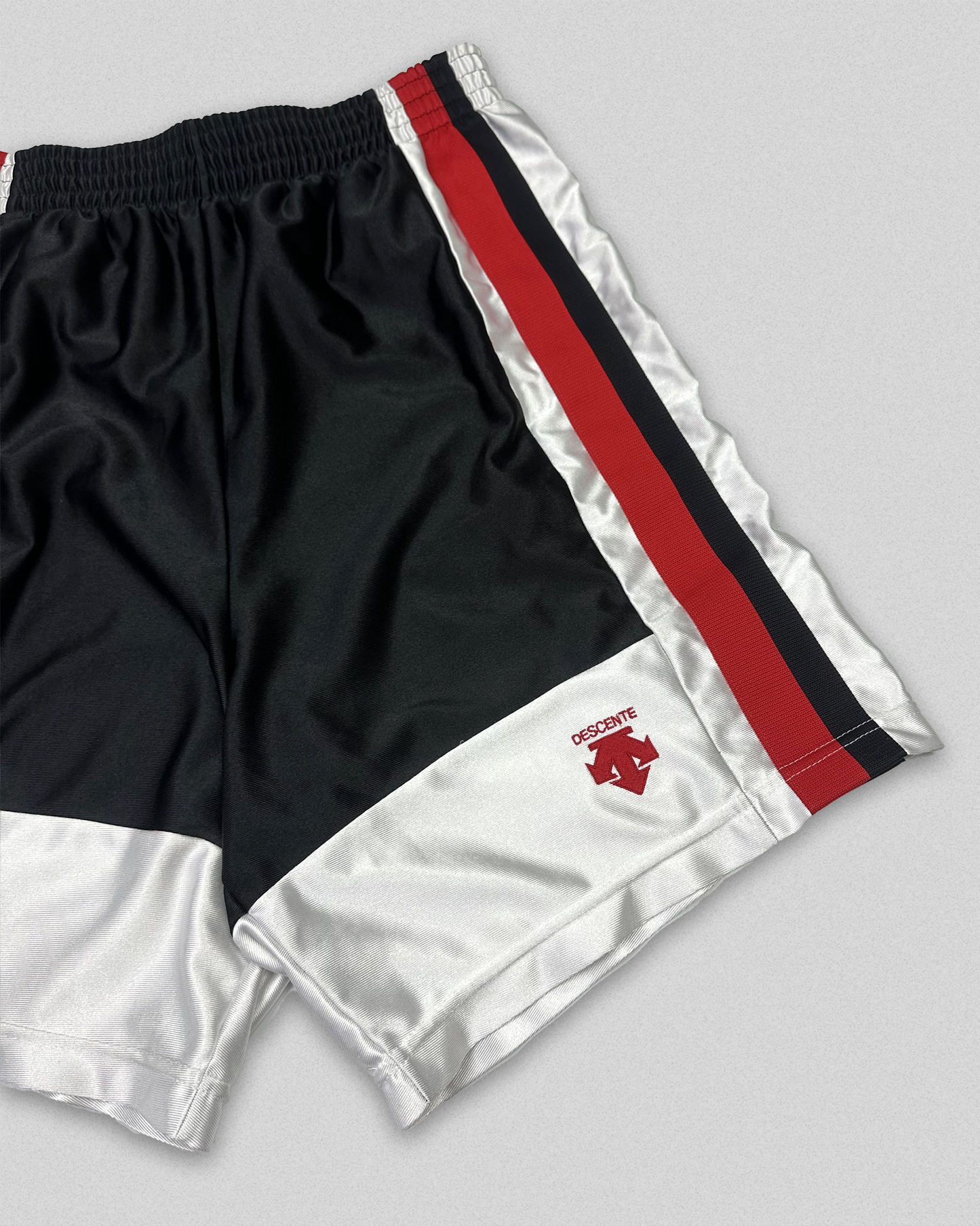 00's Descente Shorts (M)
