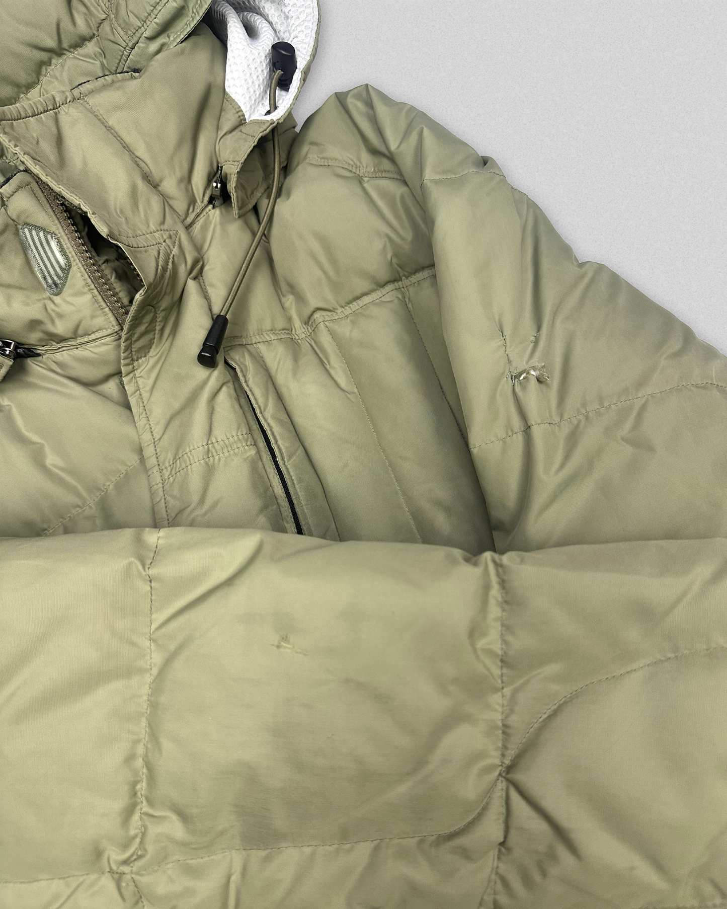 03' GAP Tech Puffer Jacket (M)