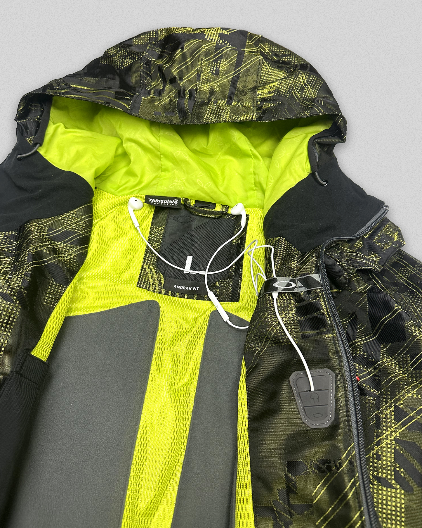 2010 Oakley Anorak (L)
