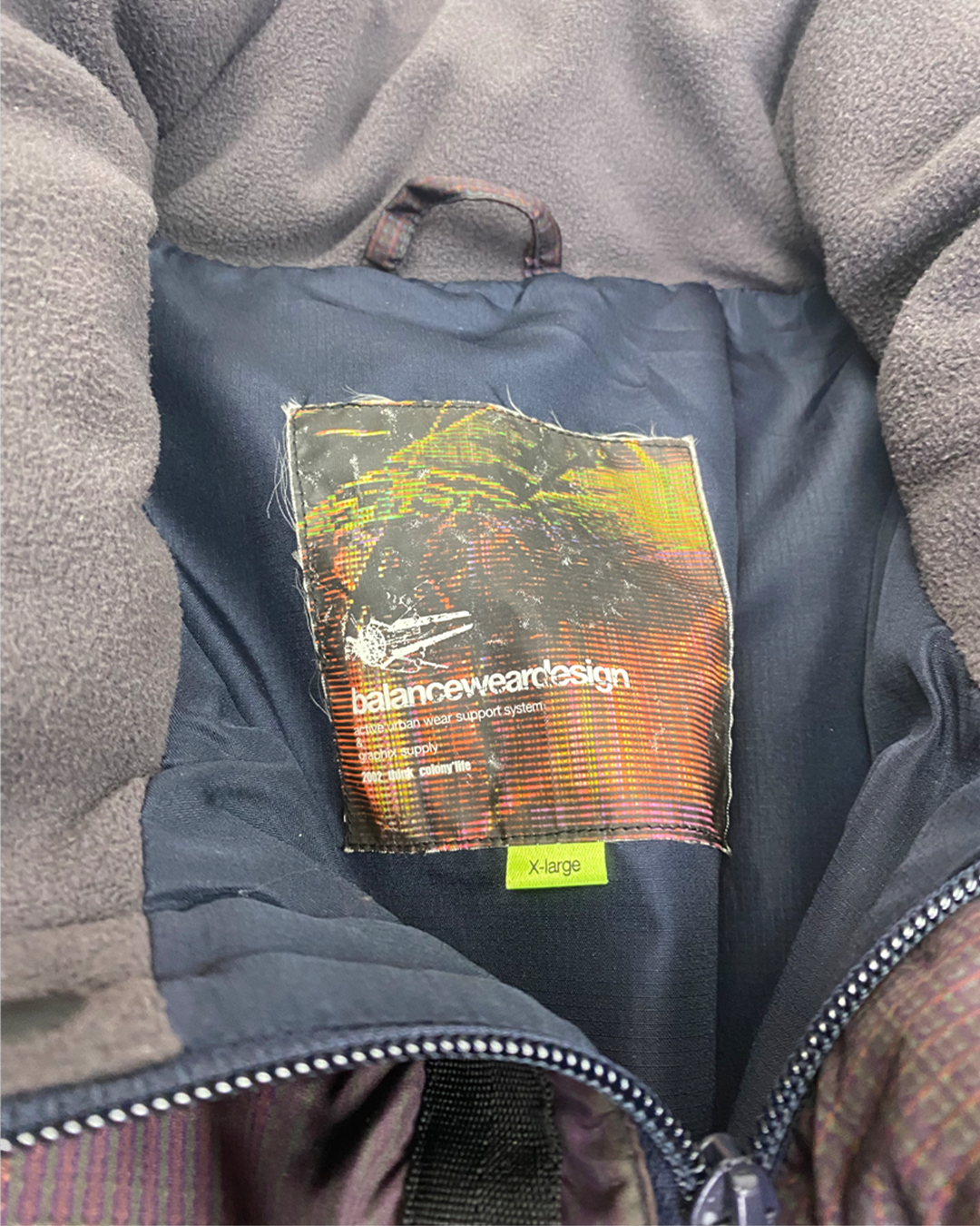 Balance Wear Design Puffer Jacket (XL)