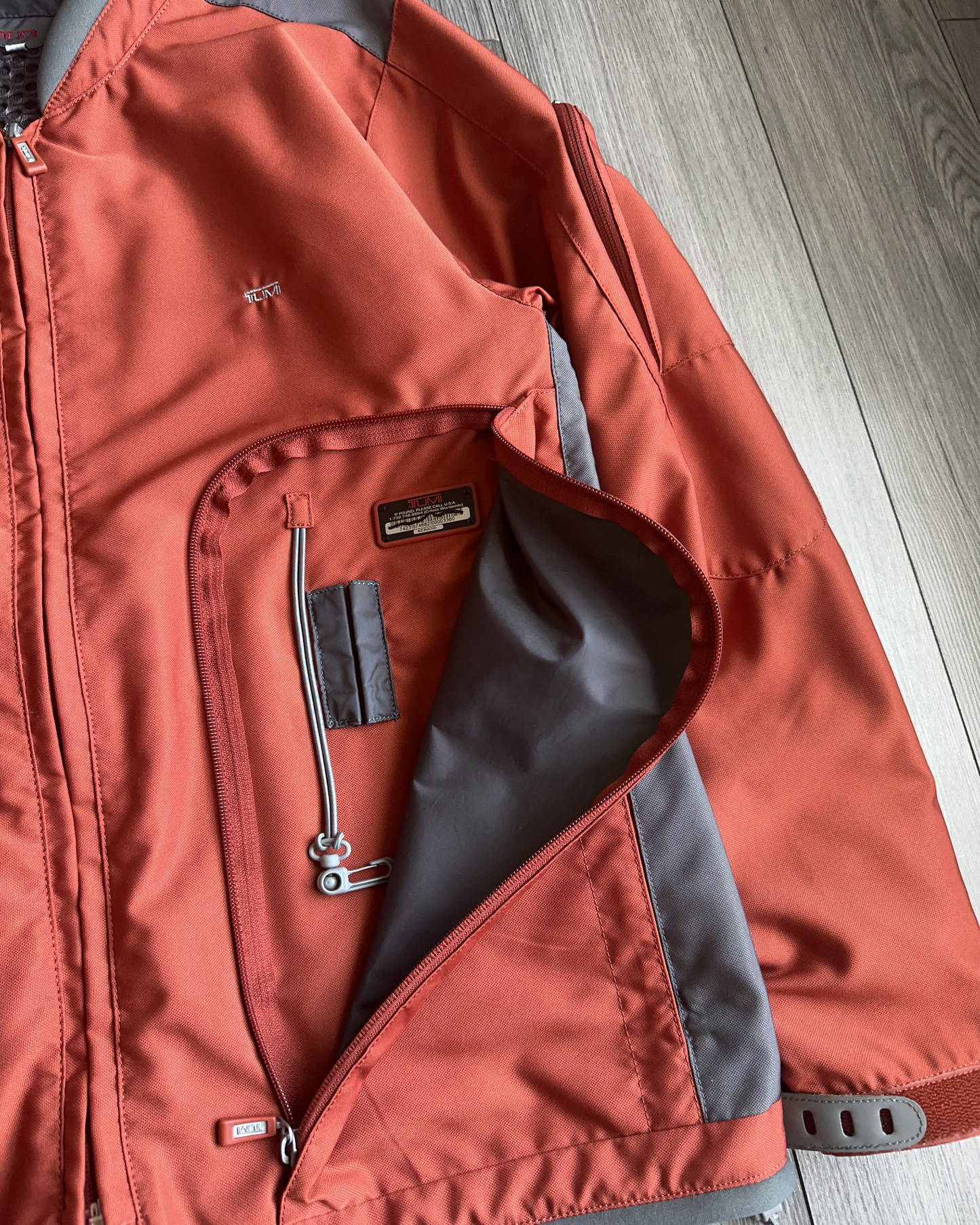 2000's Tumi Travel Jacket (M)