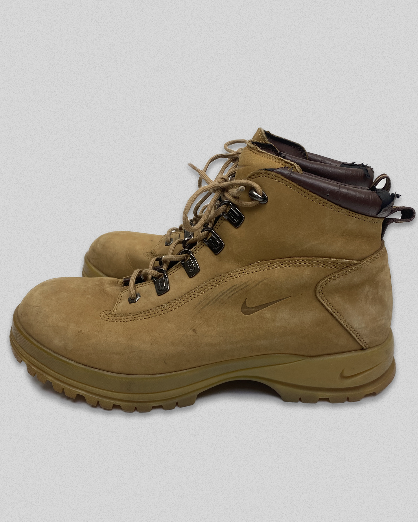 2002 Nike ACG Karst (US12)