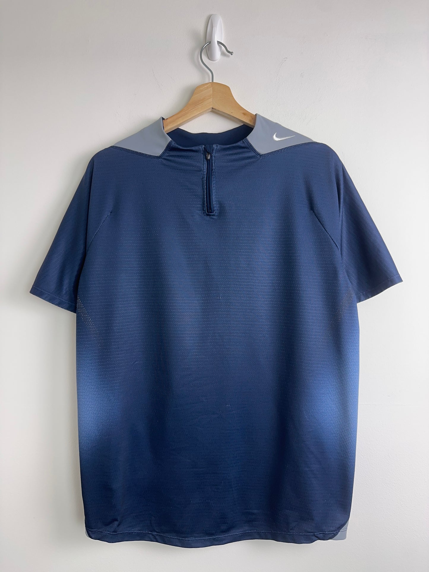 2005 Nike Sphere Dry Tee By Tony Spackman (M)