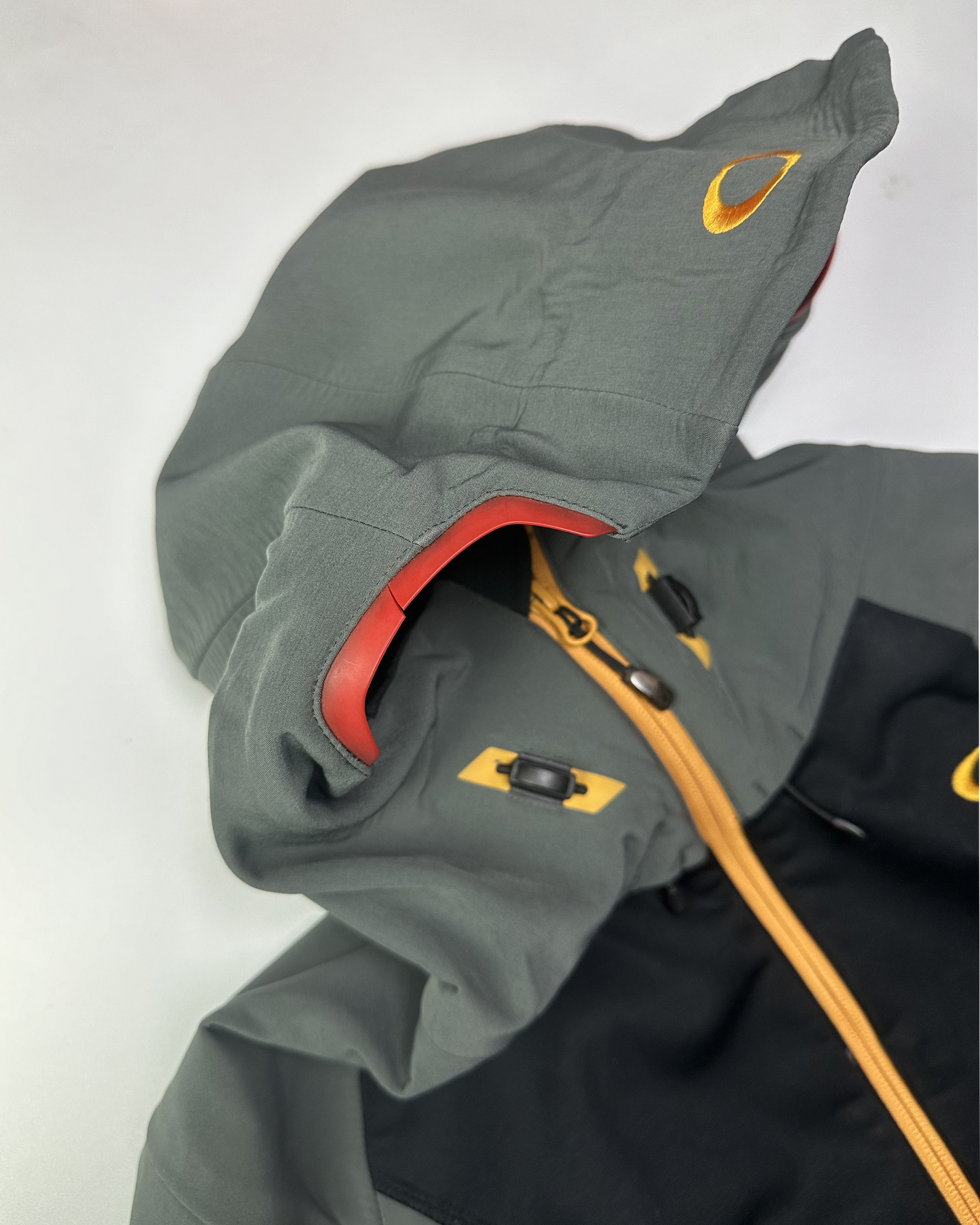 Oakley Technical Soft Shell (L)