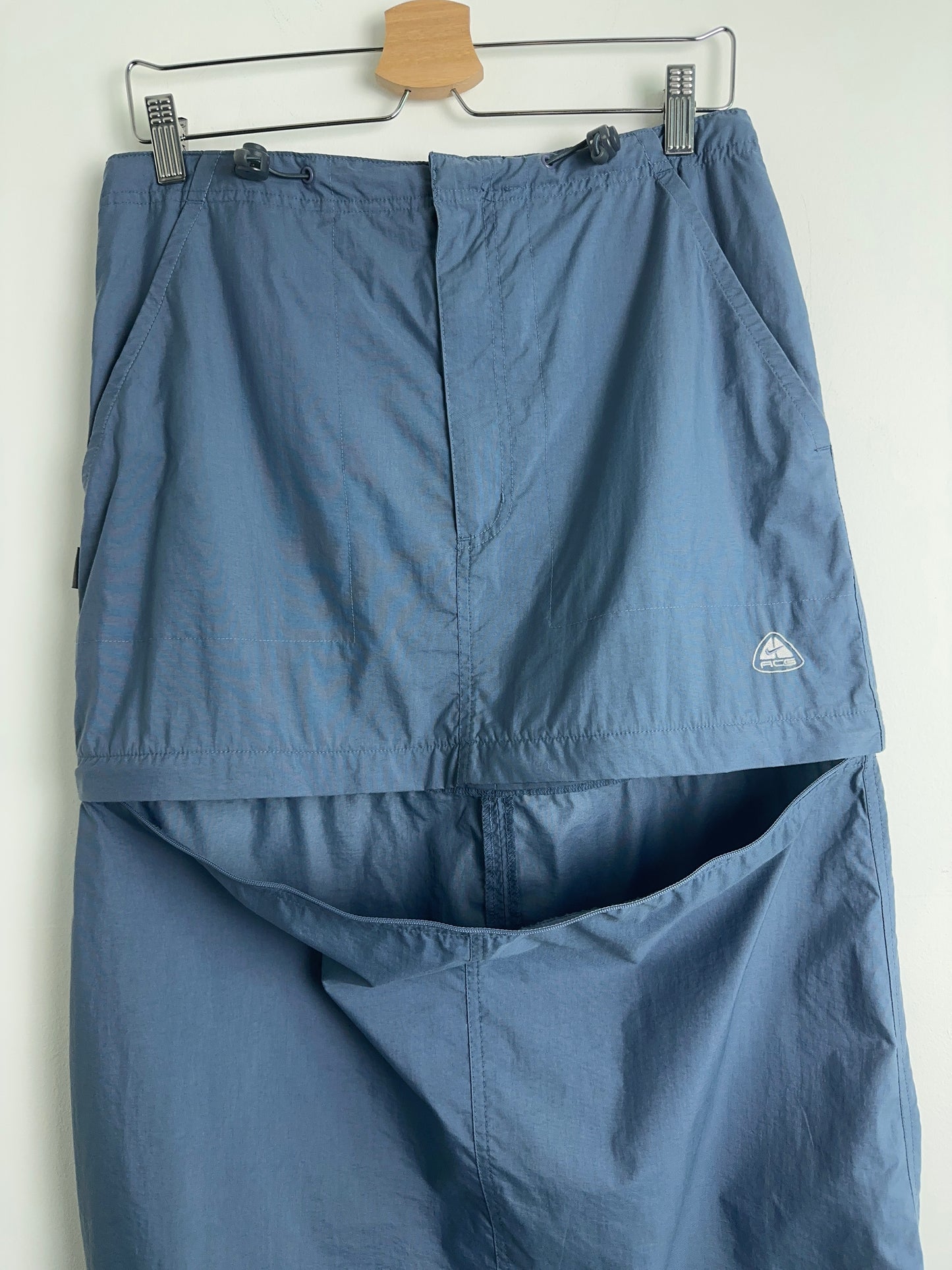 2002 Nike ACG 2n1 Skirt (M)