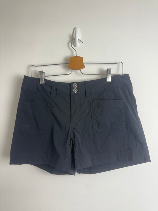 Vintage Arc’teryx Nylon Shorts (10)
