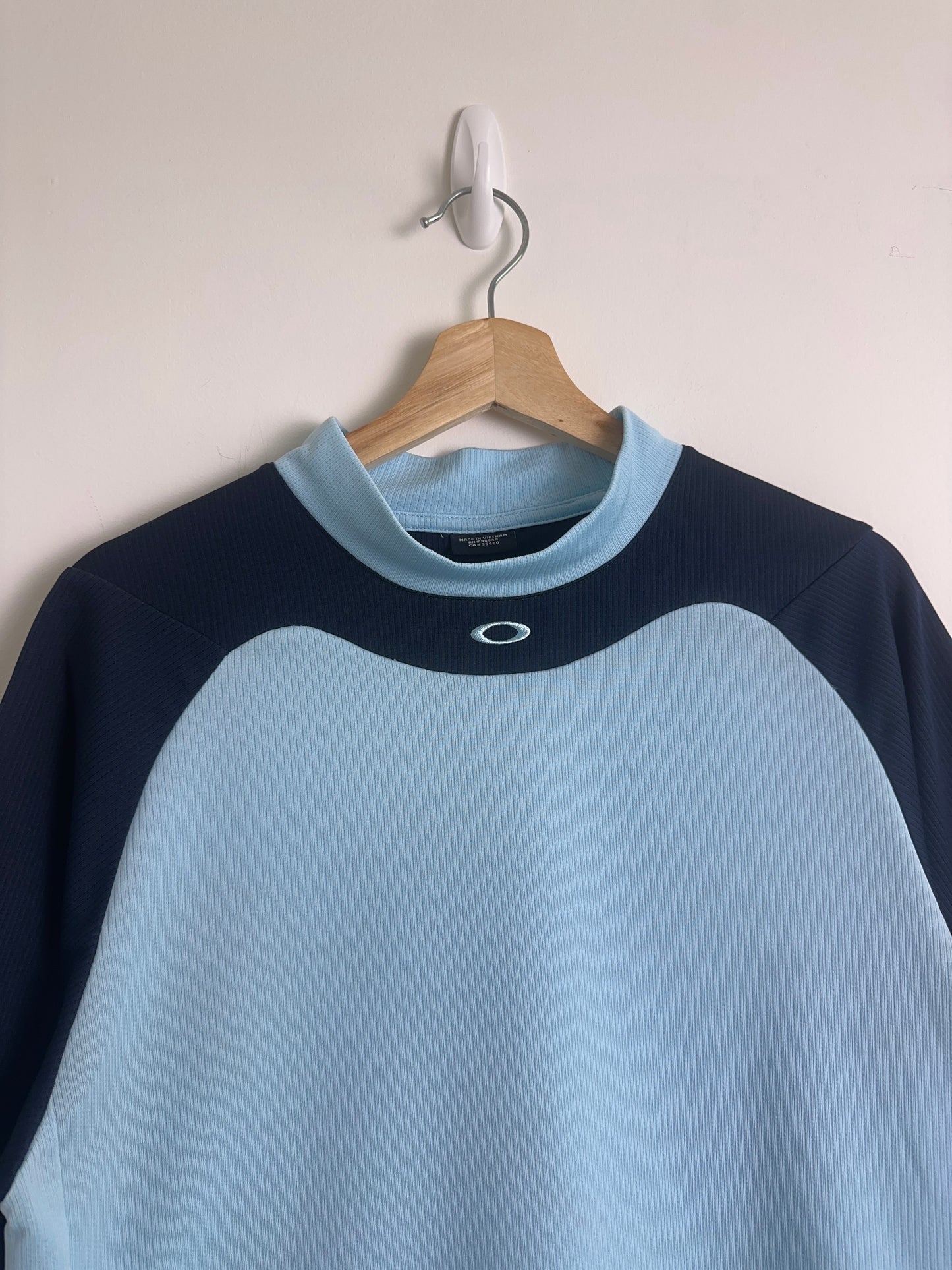 2007 Oakley 2-Tone Tee (M)