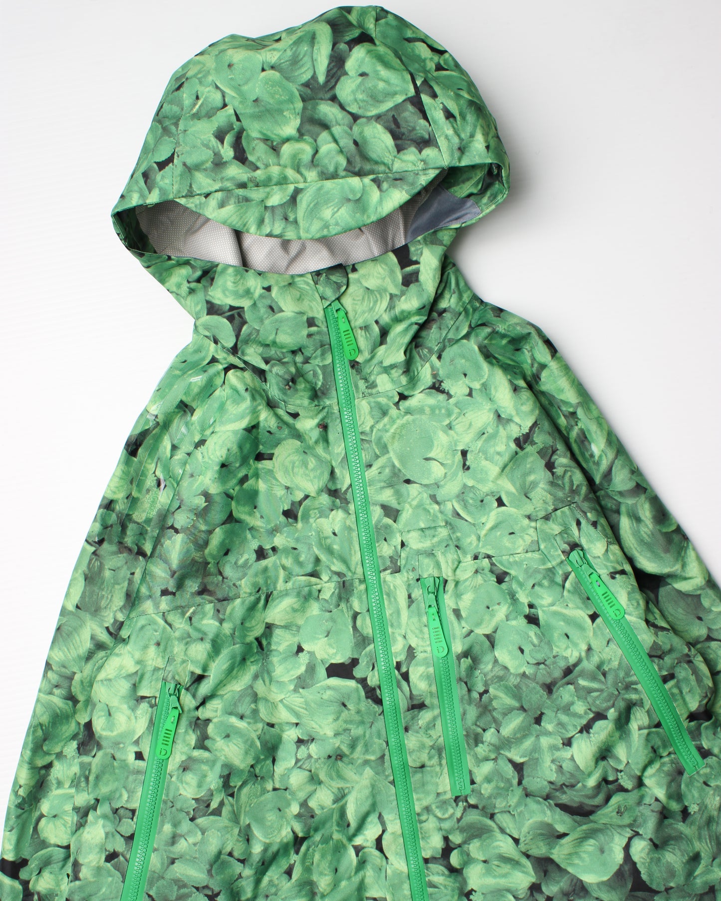 08-09’ Burton iDiom False Lily 2.5L Jacket NWT (M)