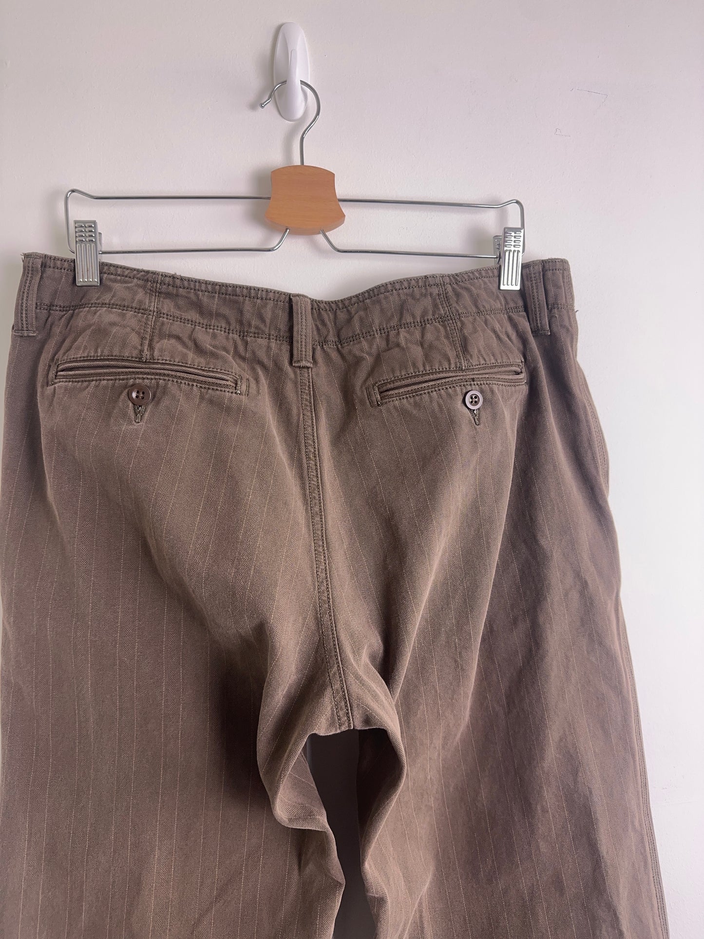 2005 GAP Pinstripe Loose Fit Pants (34)