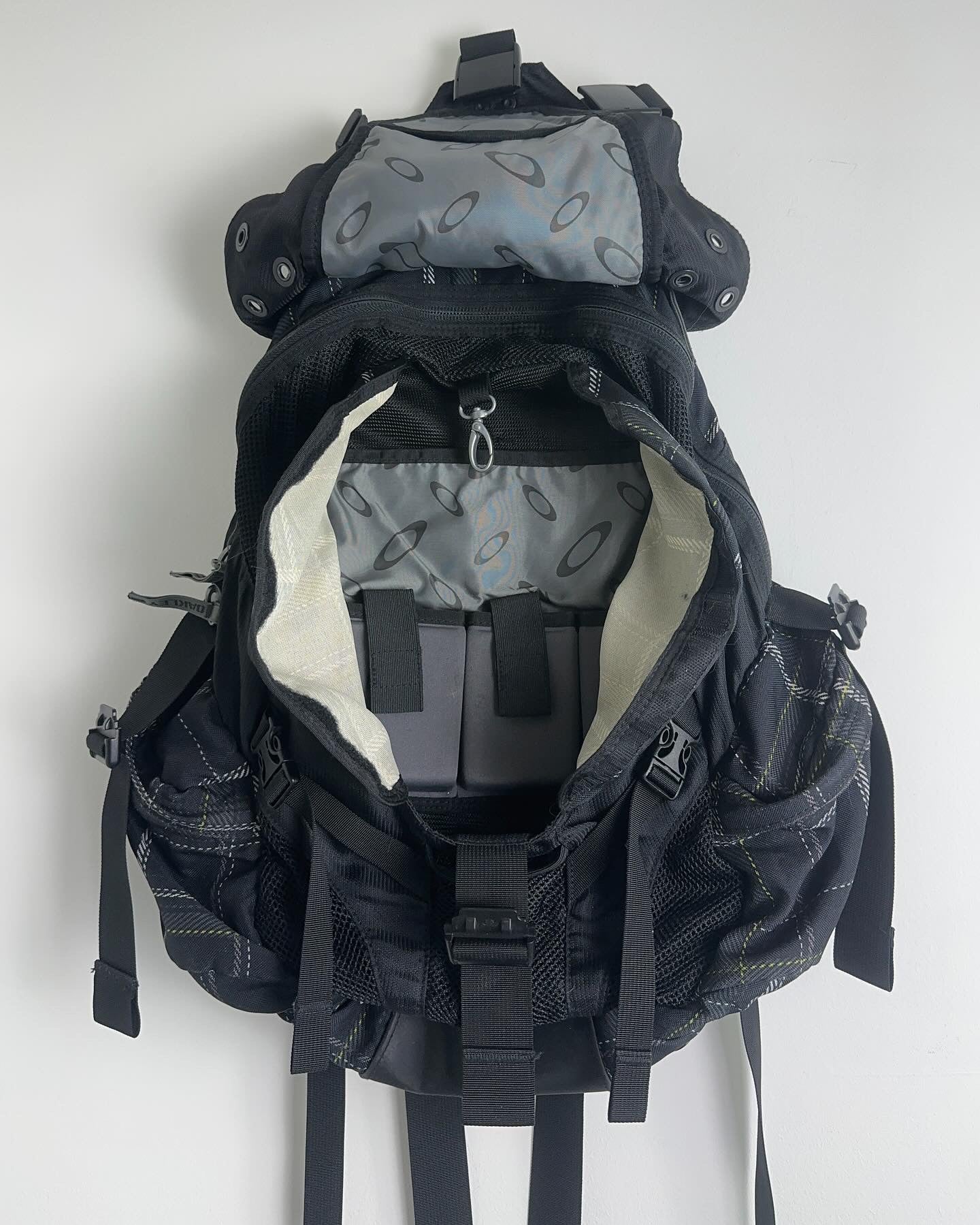 00’s Oakley Plaid Icon Backpack