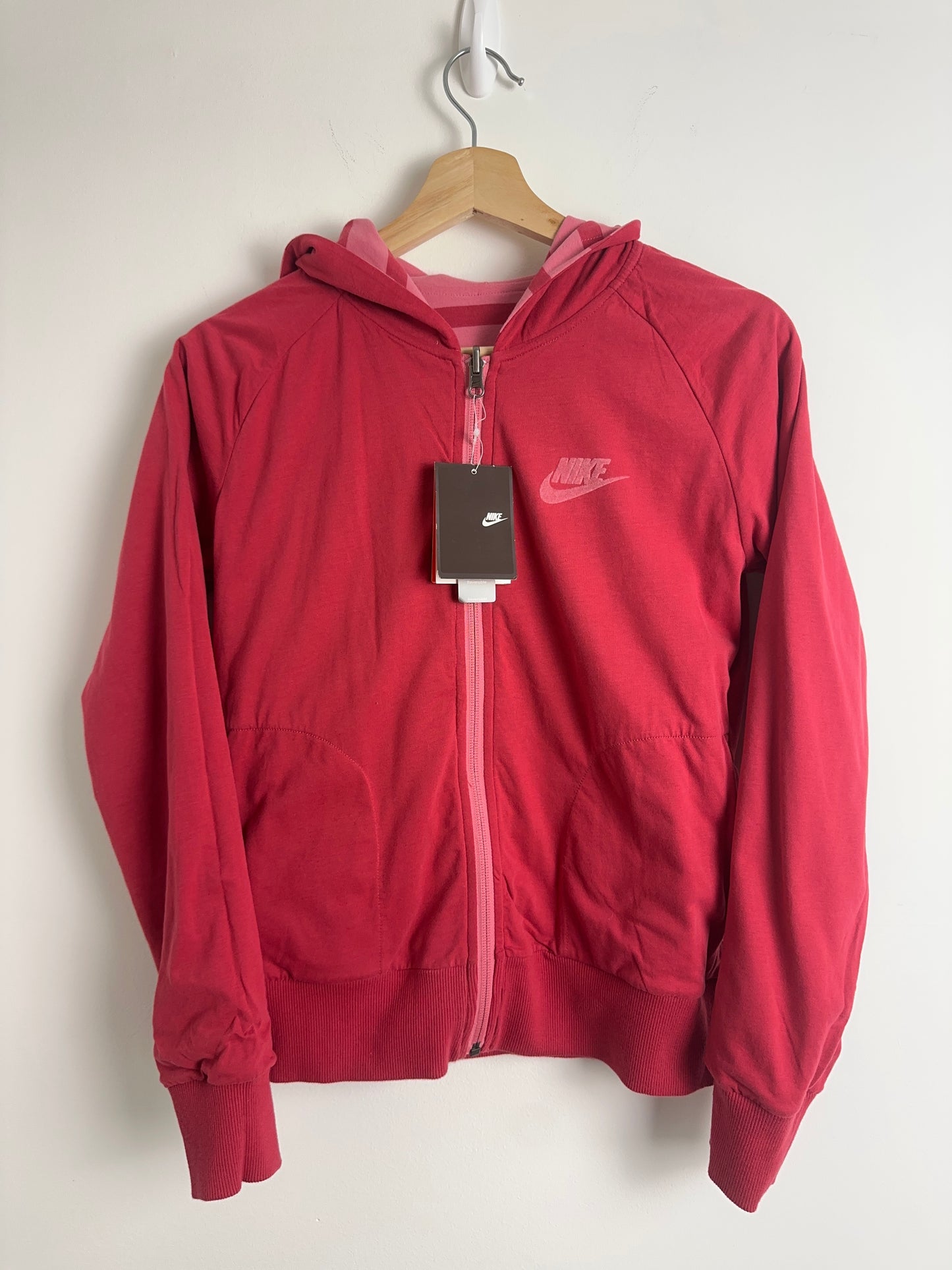 2007 BNWT Nike Honolulu Marathon Striped Hoodie (S)