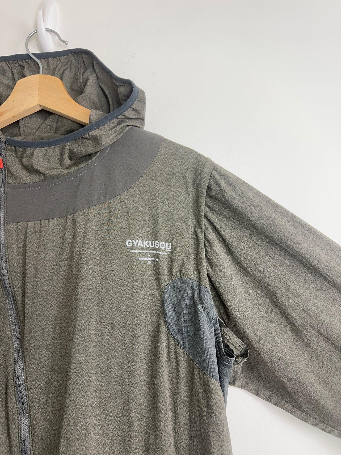 2012 Nike Gyakusou Convertible Running Hoodie (XL)