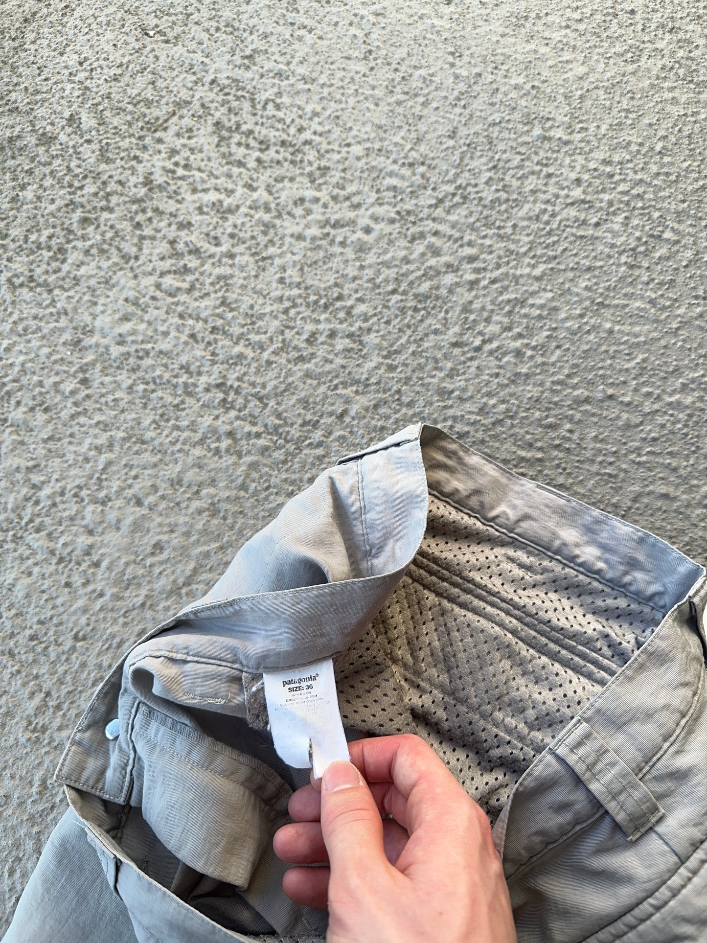 2001 Patagonia Nylon Pants (36)