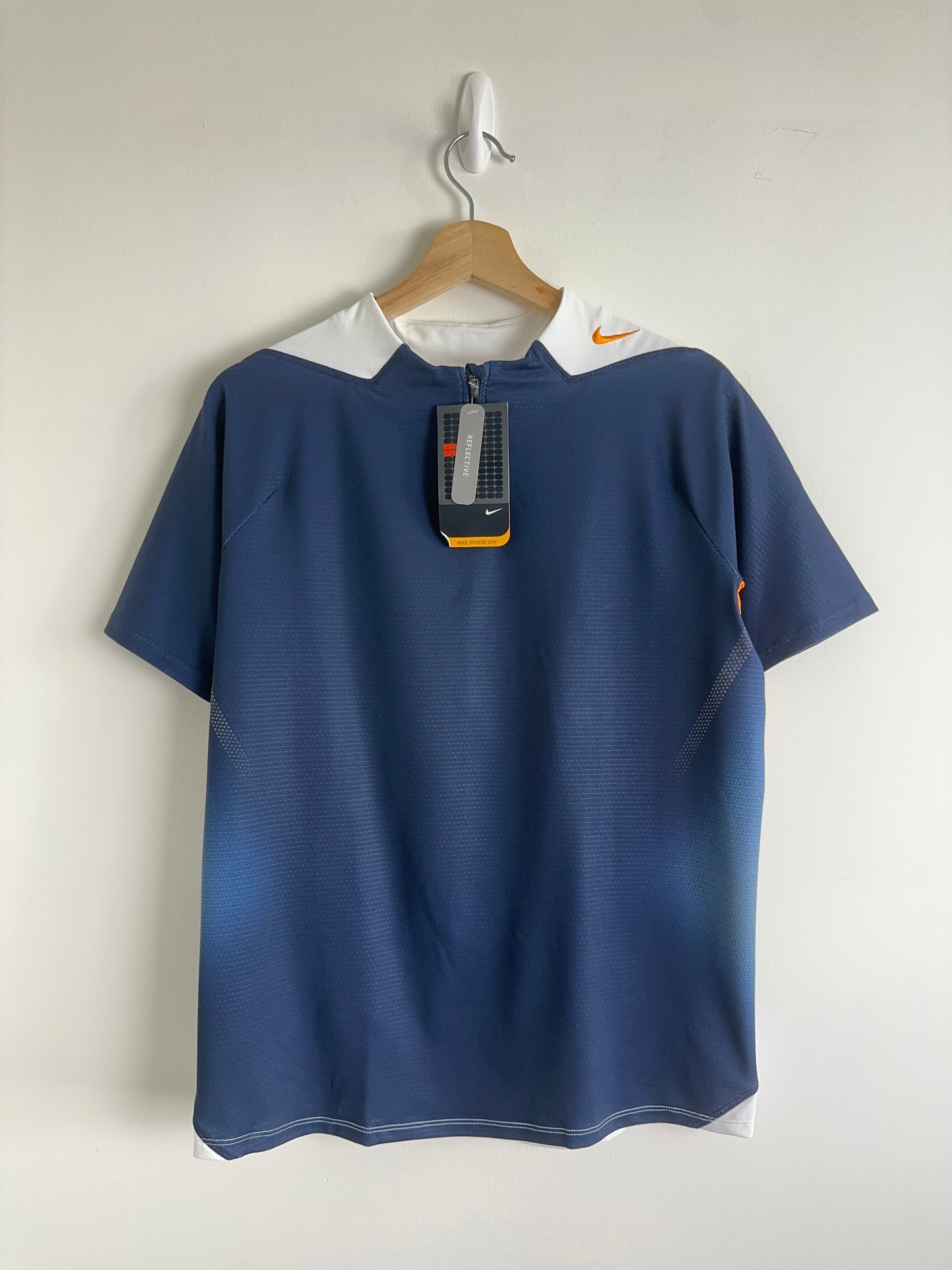 2005 Nike Sphere Dry Tee By Tony Spackman NWT (M)