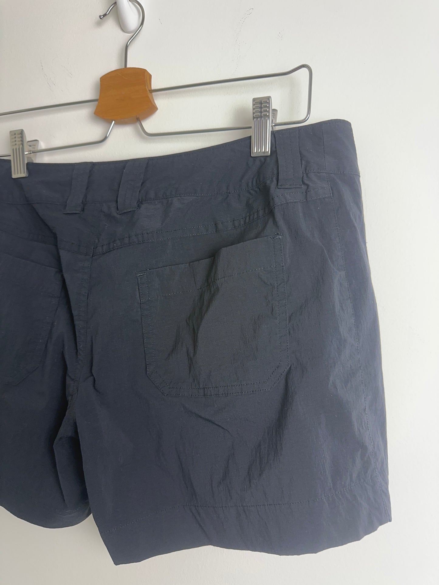 Vintage Arc’teryx Nylon Shorts (10)
