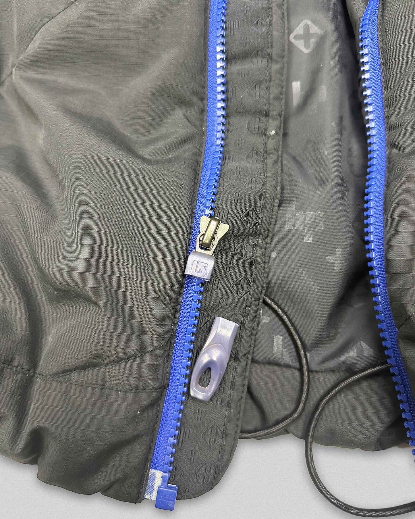 06' Burton X Head Porter Plus Down Vest (S)