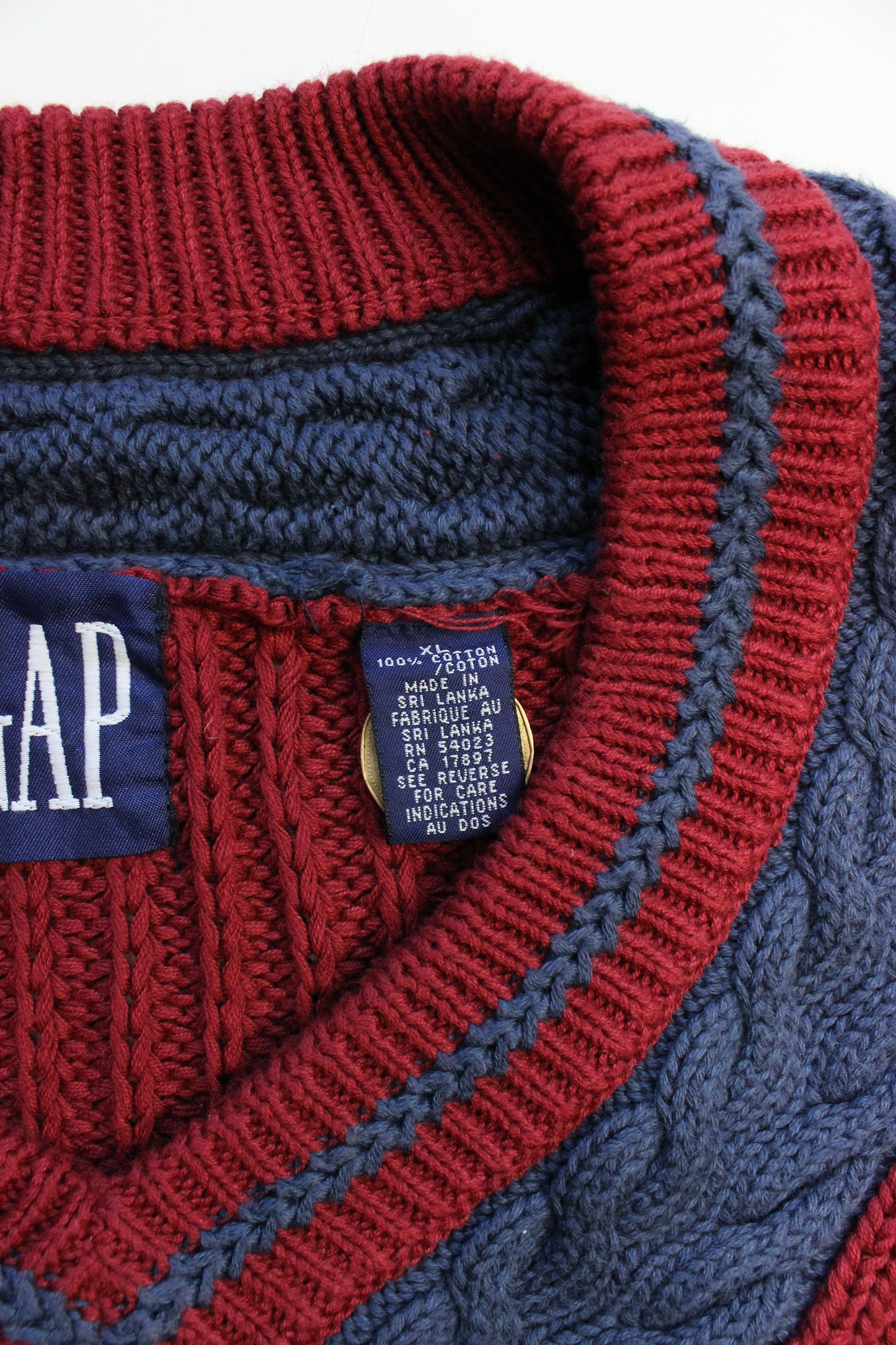 90's GAP V-Neck Knit (XL)