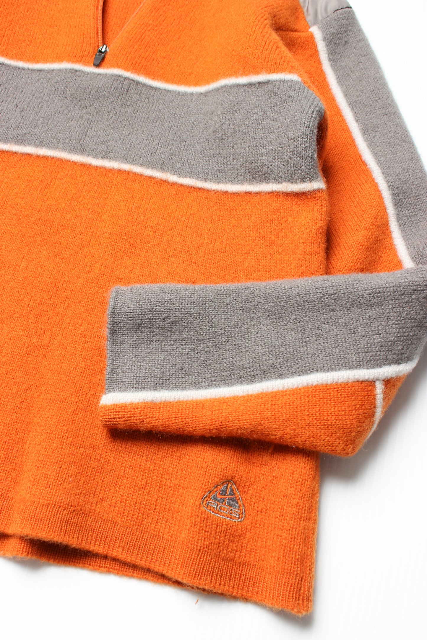 Vintage Nike ACG Knit (S)