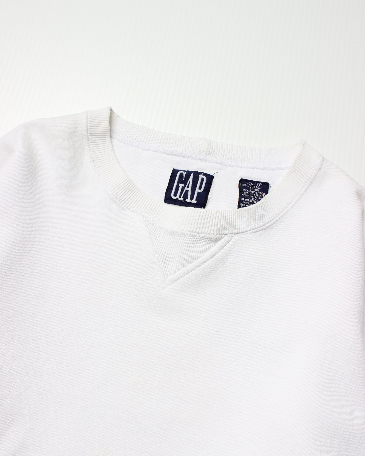 90's GAP V-Inset Crewneck (XS)