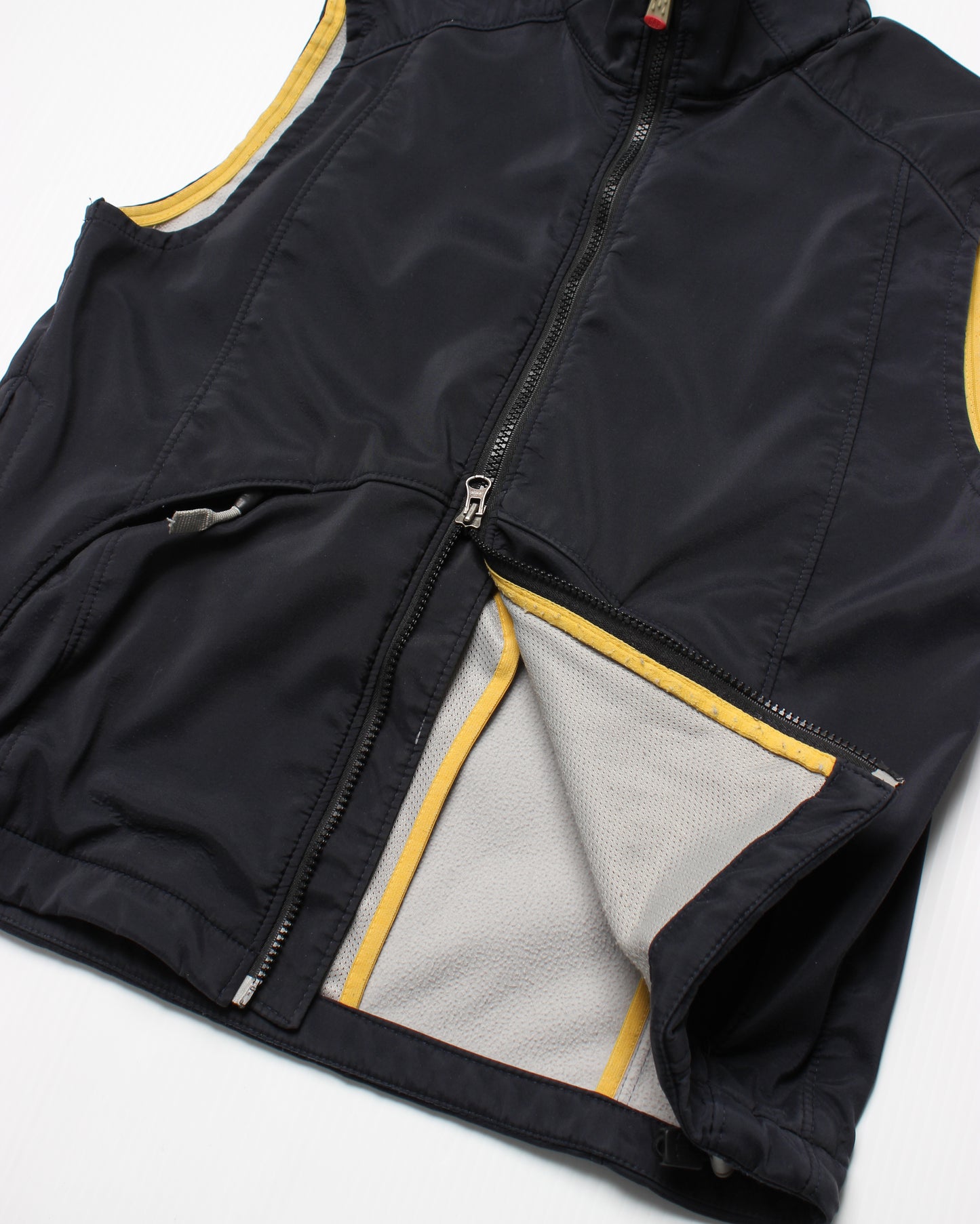 2000's GAP Softshell Vest (XS)