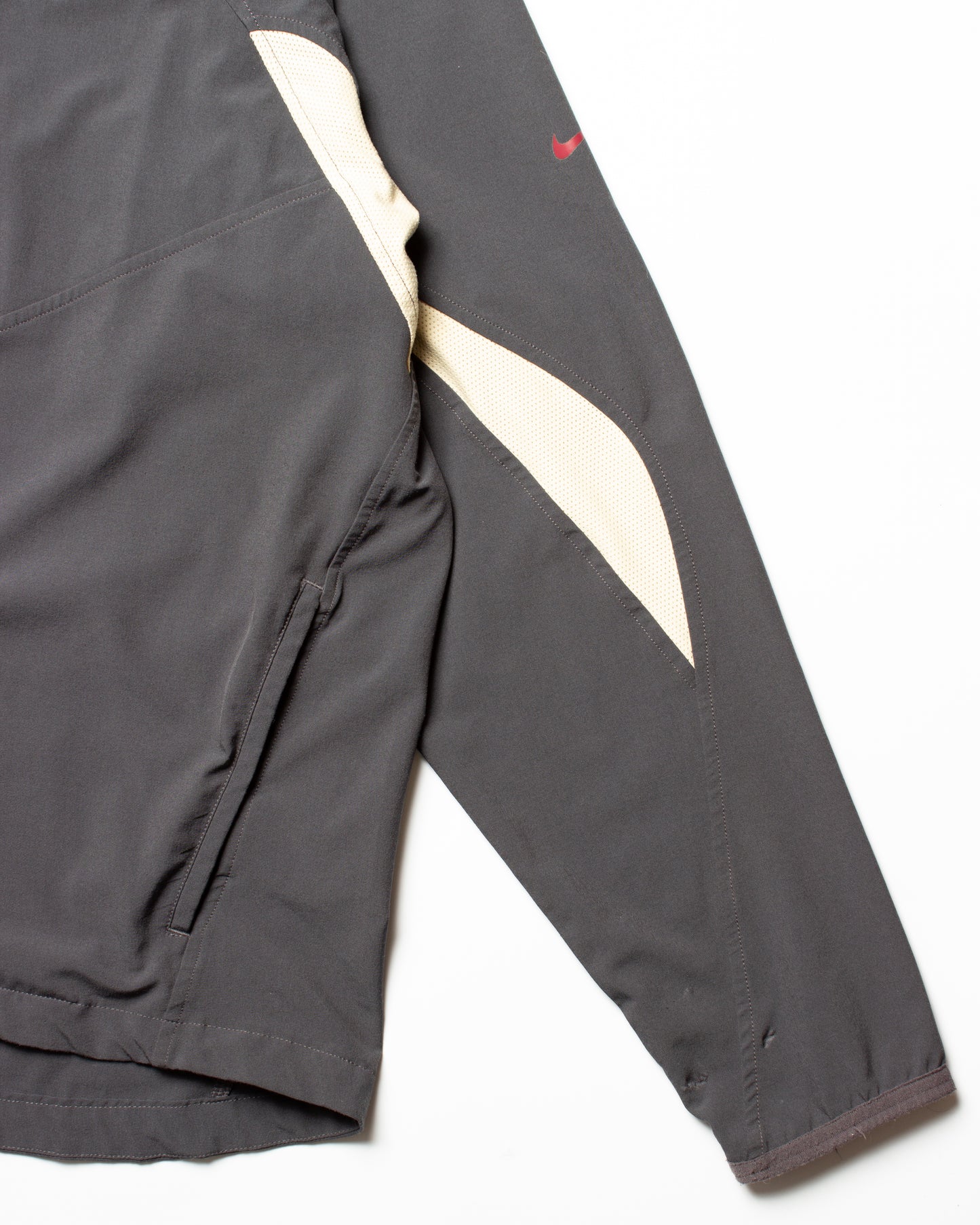 2005 Nike Mesh Paneled Jacket (L)