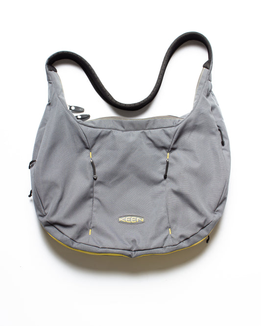 Sample Keen Circular Shoulder Bag