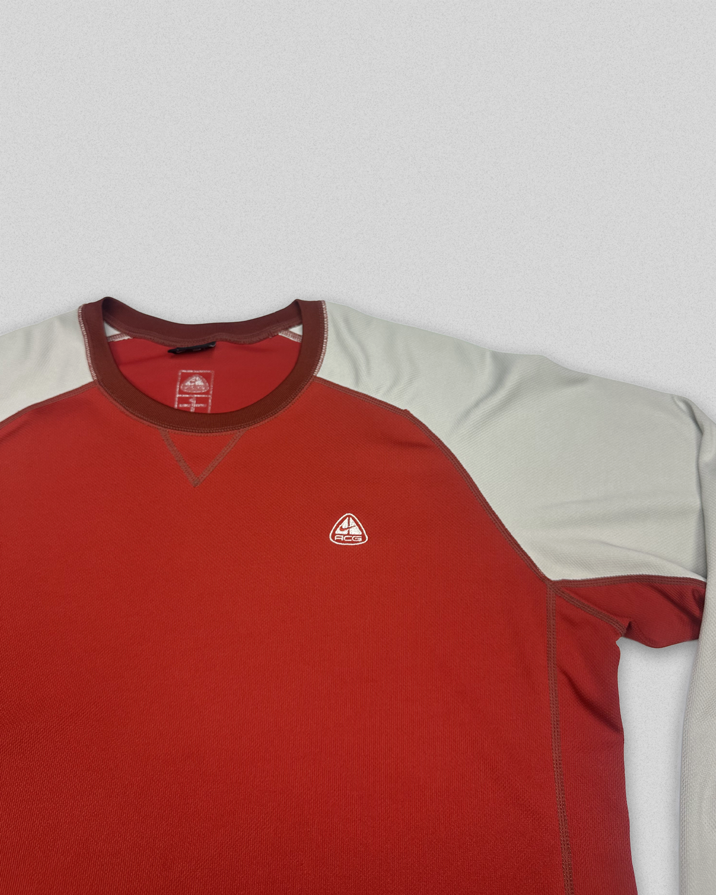 00's Nike ACG Base Layer LS (L)