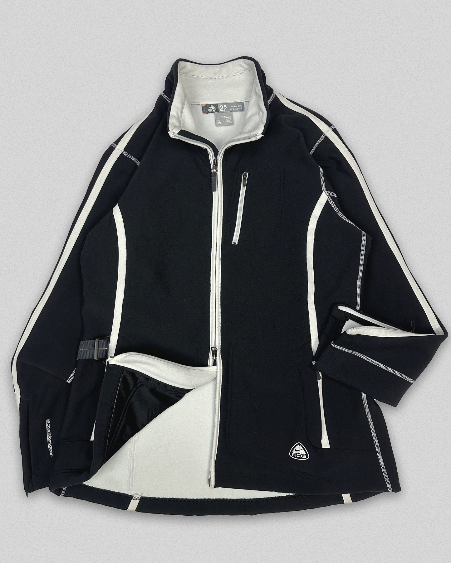 04' Nike ACG Contrast Stitch Softshell (XL)
