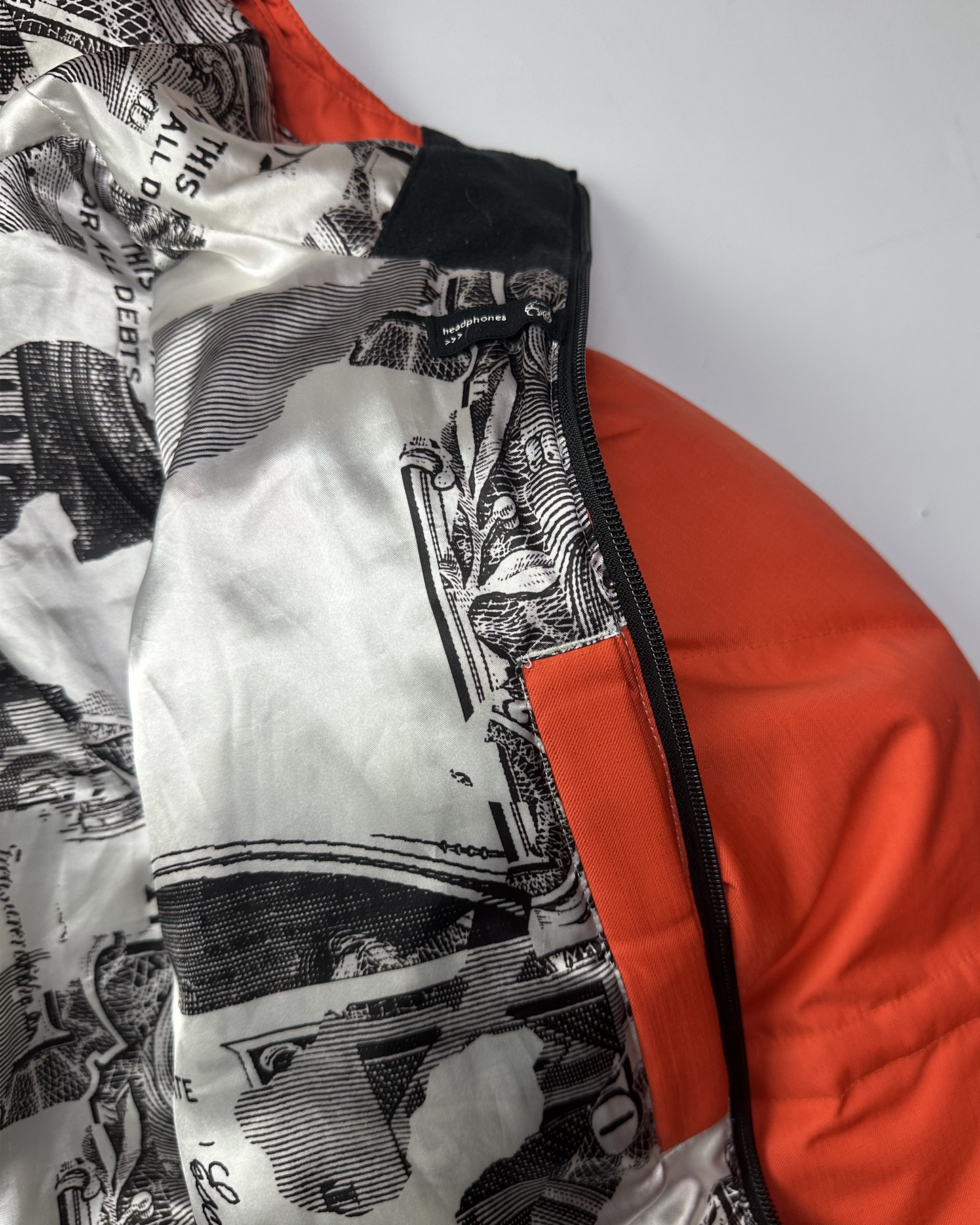 2007 Burton Analog Duck Down Geiger Jacket (M)