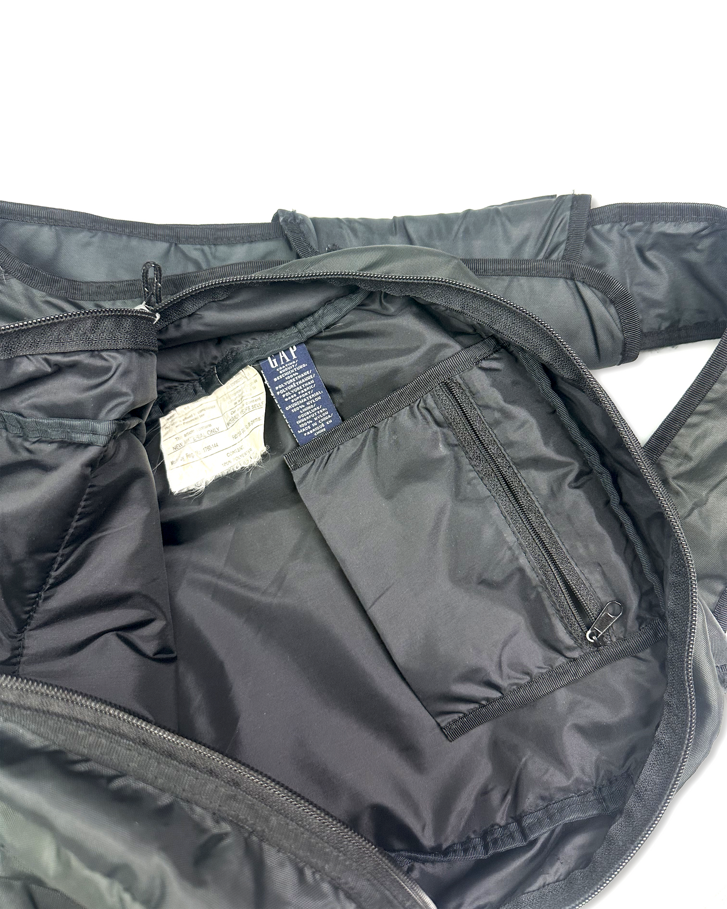 2000 Square GAP Sling Bag