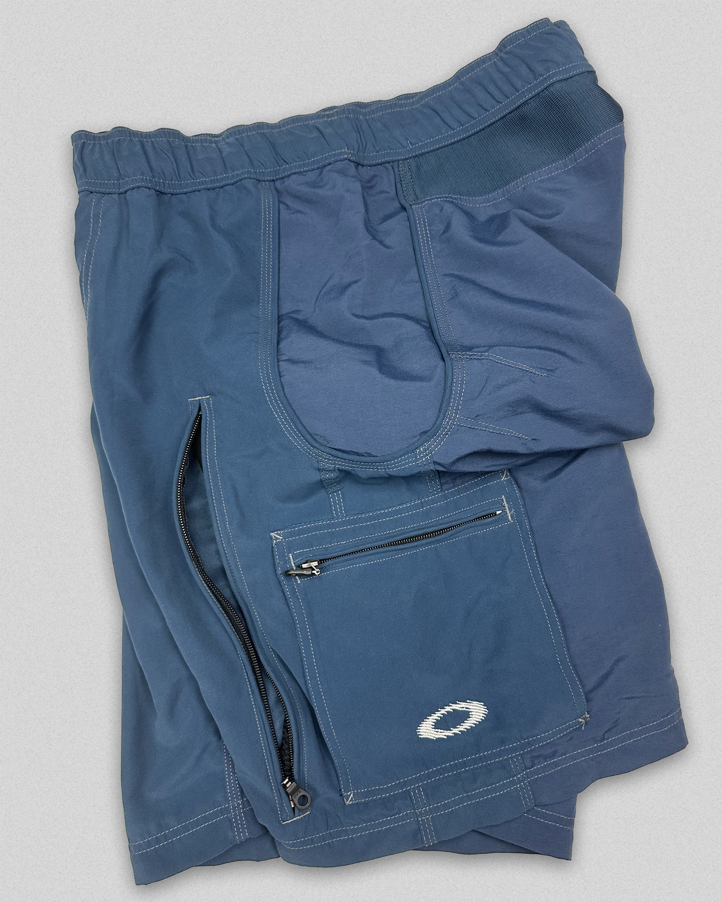 00's Oakley Software Cargo Shorts (XL)