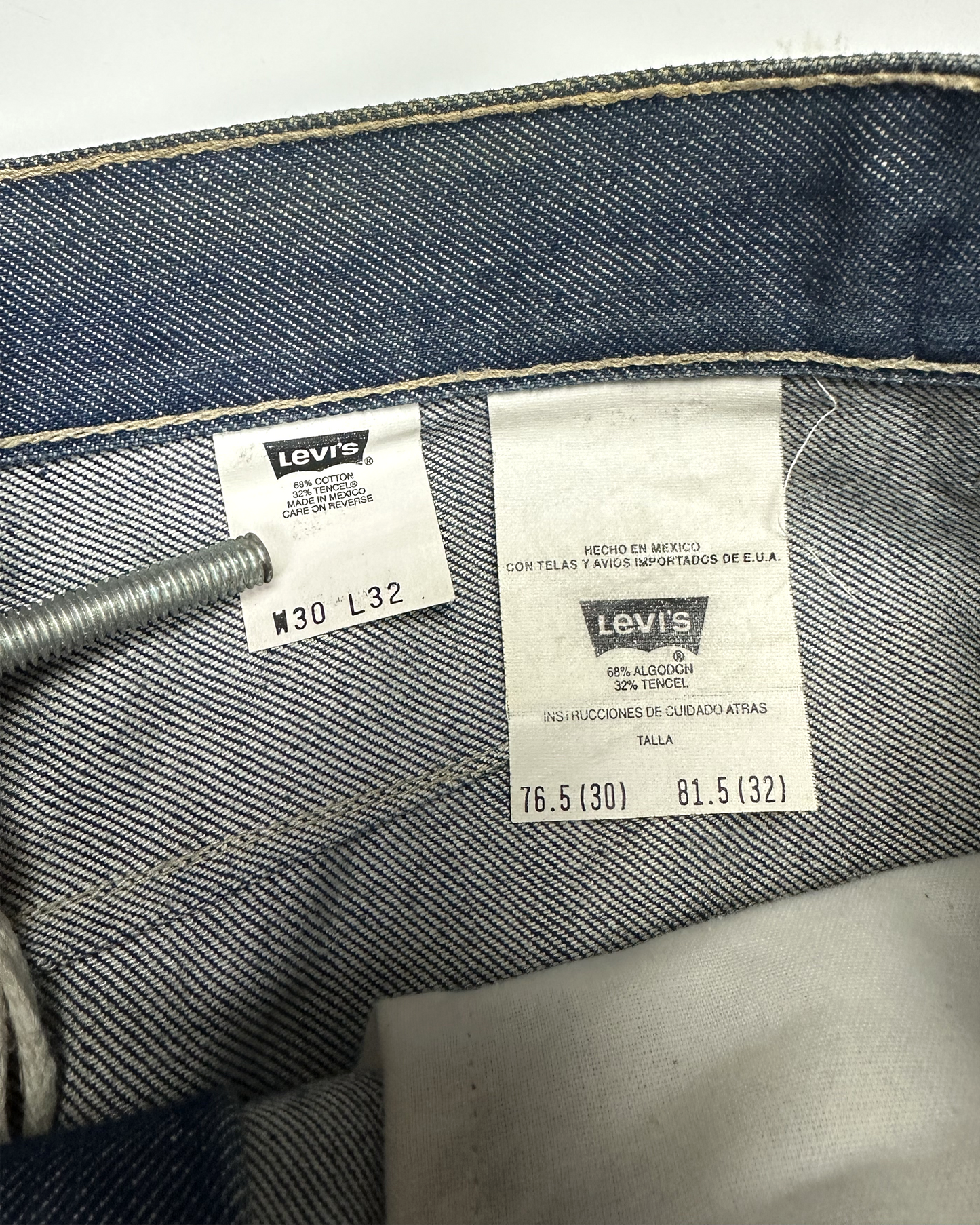 2000 Levi's Engineered Twisted Seam Jeans (30)