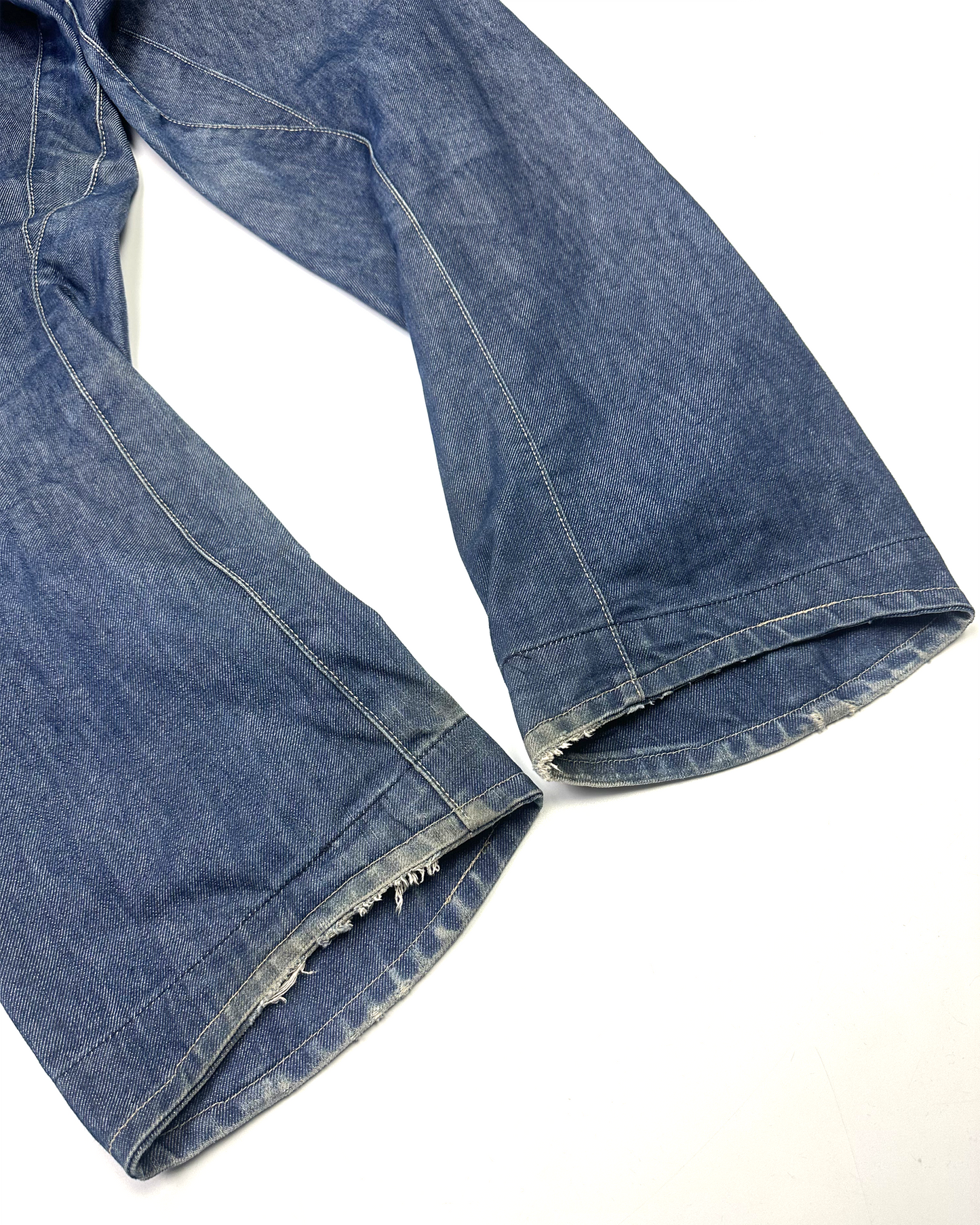 2000 Levi's Engineered Twisted Seam Jeans (30)